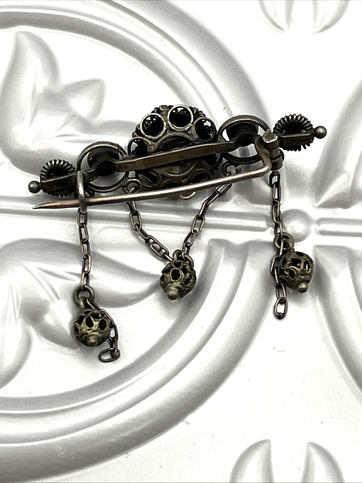 Antique 800 Silver Green Paste Cannetille Dangle Bar Pin 1.5″