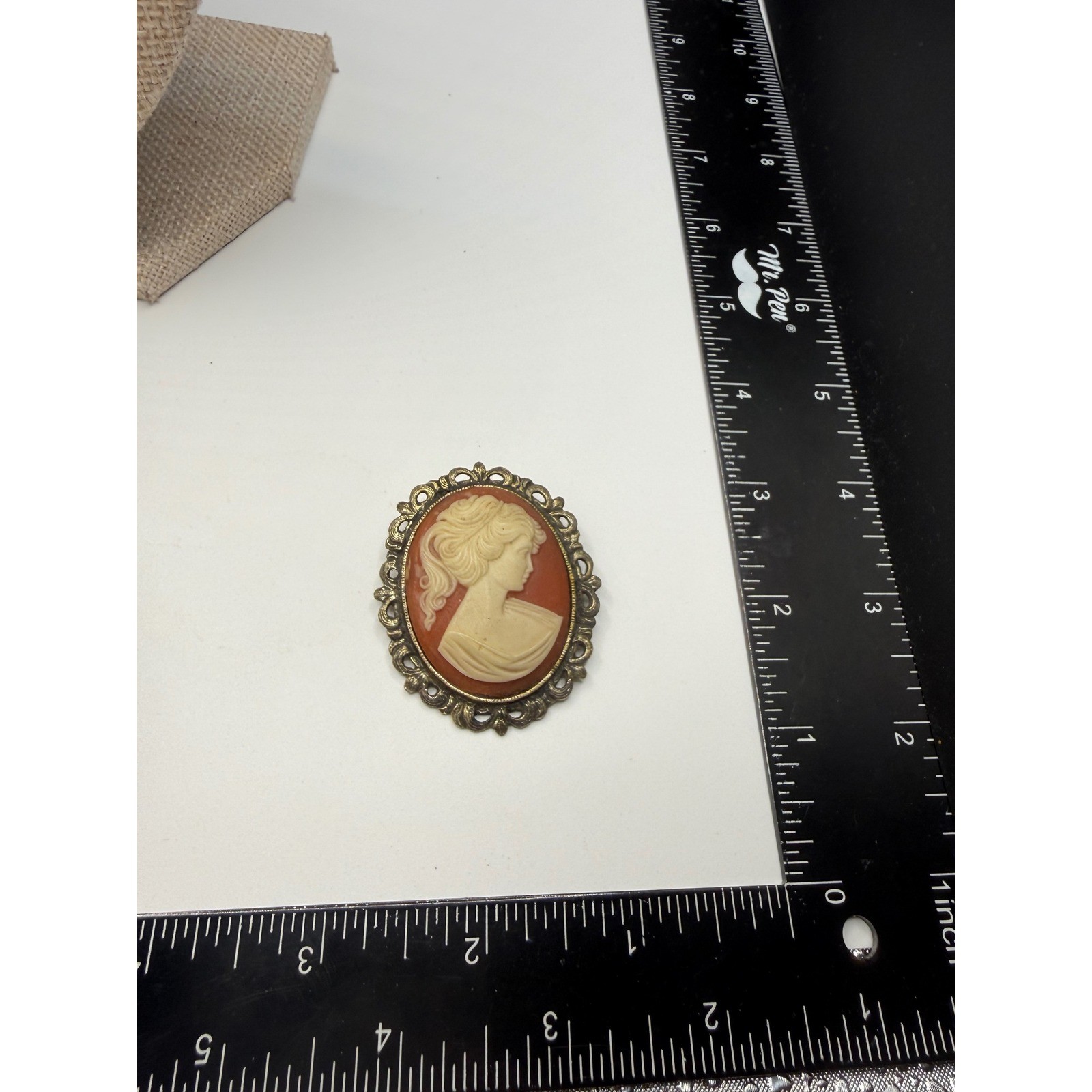 Vintage San-Core Tokyo Cameo Brooch Pin Gold Tone Ornate Frame Orange Cream