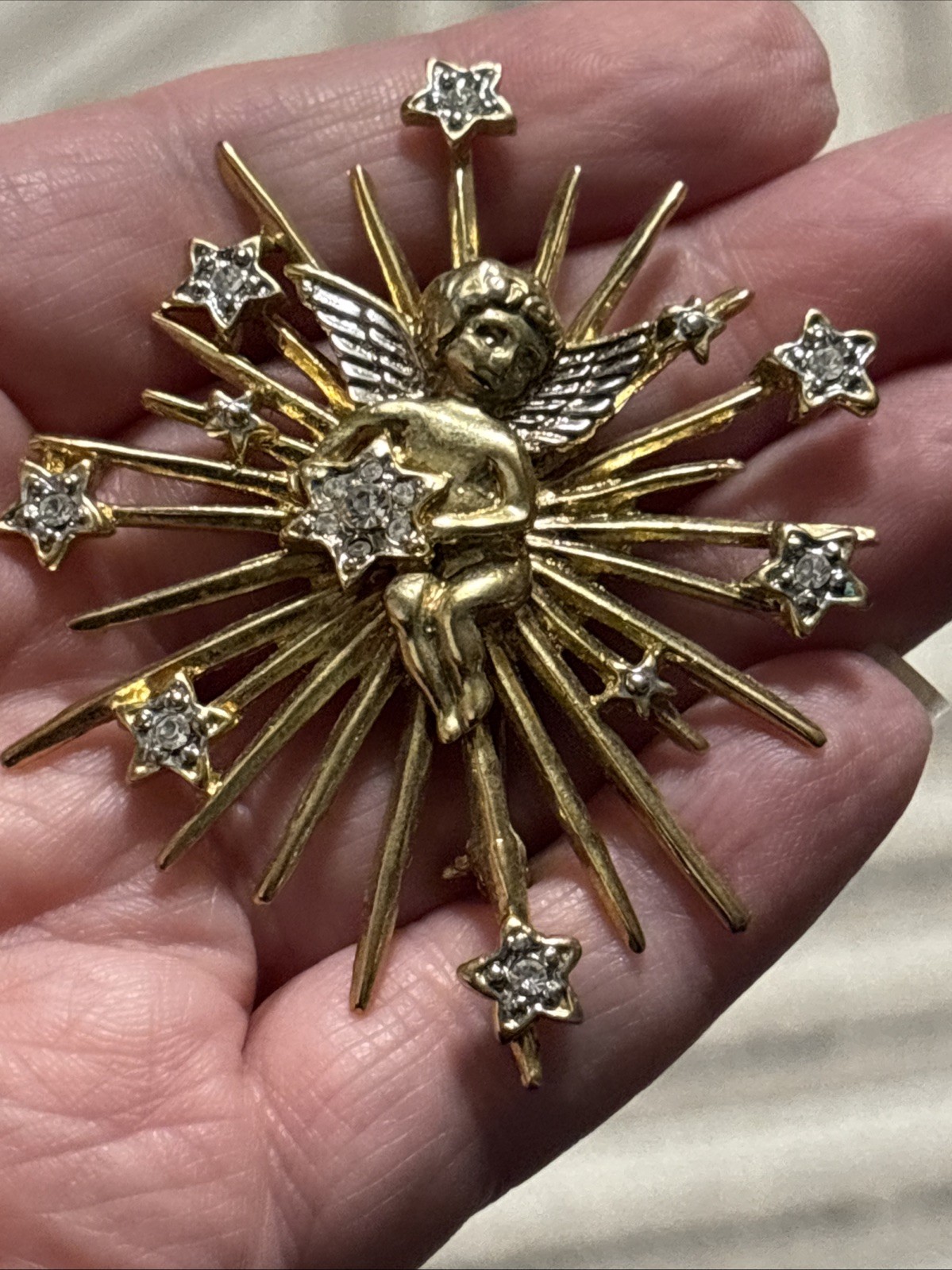Large Starburst Angel Cherub Brooch