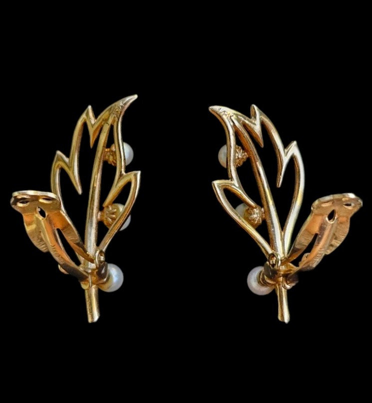 14K Yellow Gold Pearl Clip On Earrings Vintage Leaf Floral Designer 5.3 gm