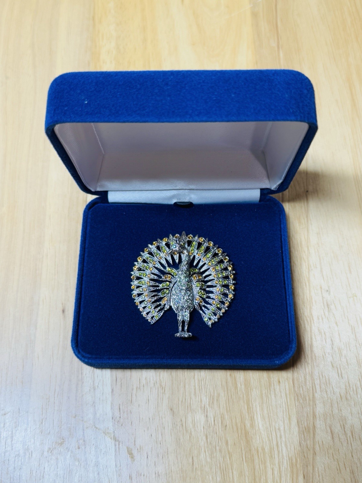 Vintage Jacqueline Kennedy JBK Camrose & Kross Rhinestone PEACOCK Bird BROOCH