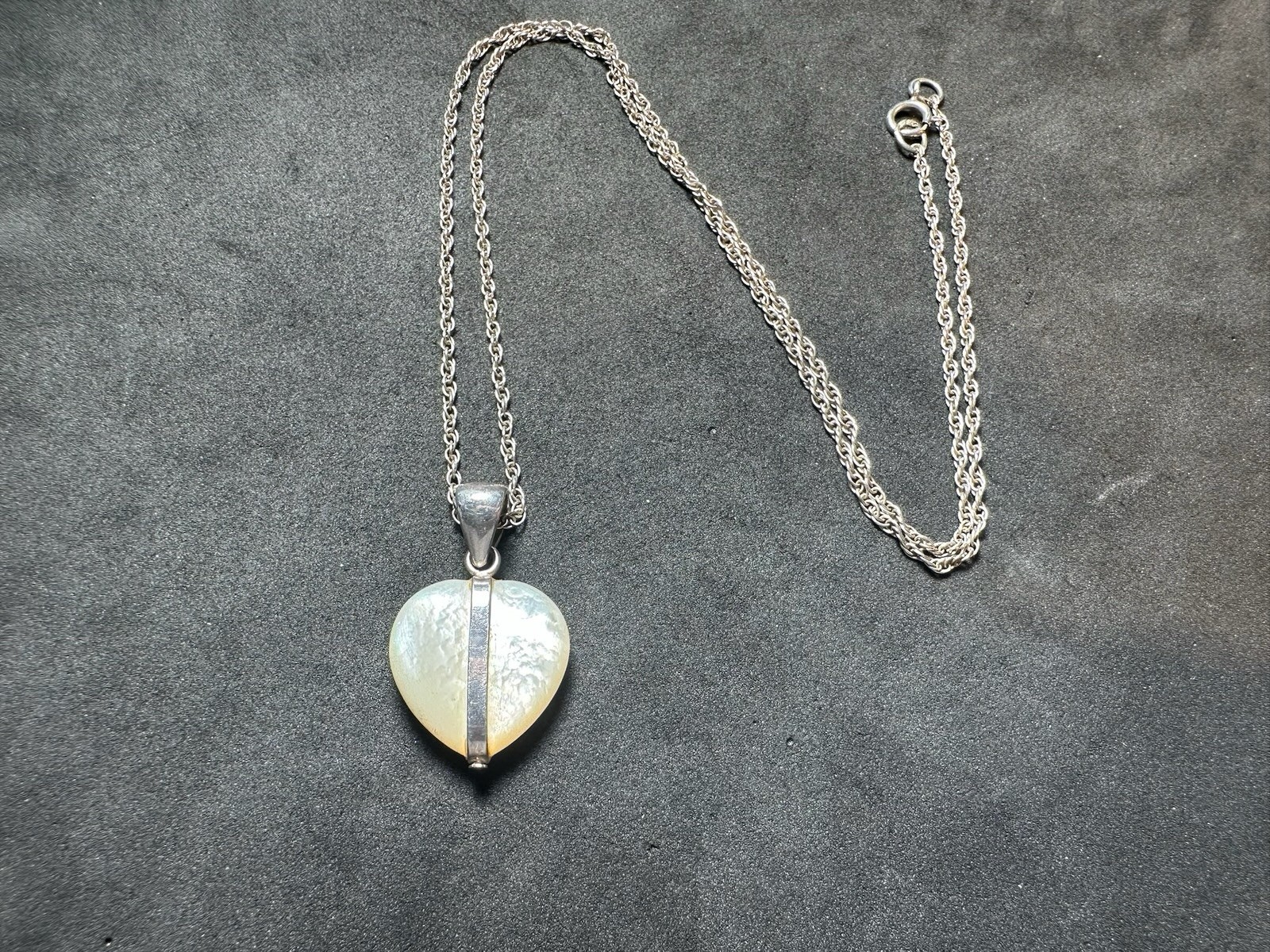 3.69g Vintage Sterling Silver 925 Heart Pendant Chain Necklace M 16.5 in