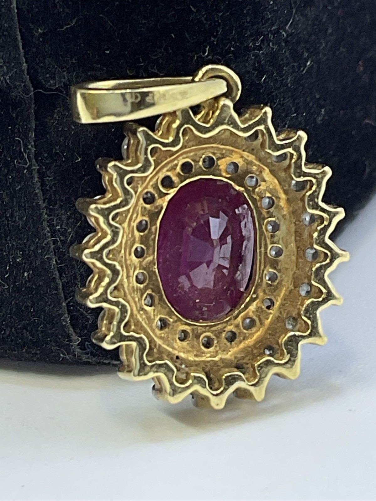 VINTAGE HANDMADE Solid 18K(750) Y.Gold Ruby & Diamonds DOUBLE HALO Style Pendant
