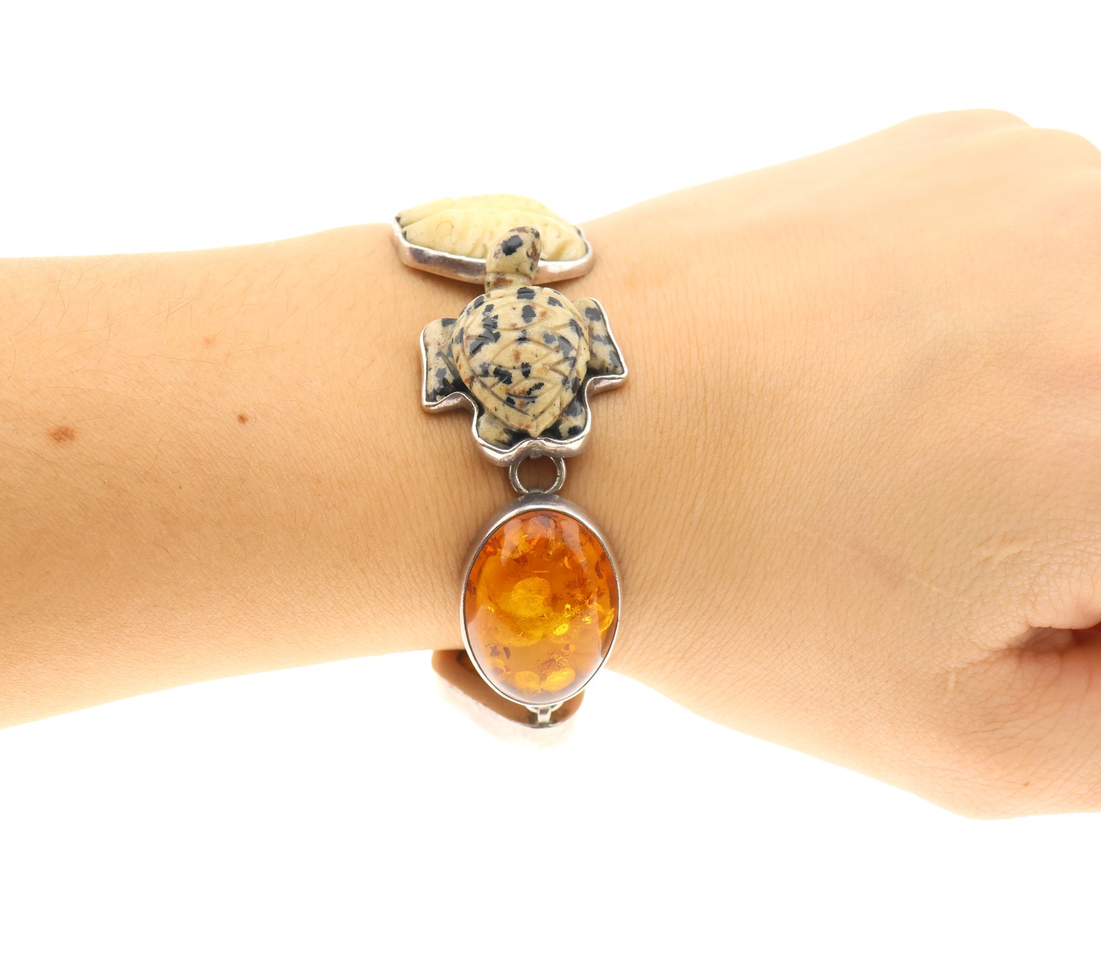 Amy Kahn Russell Sterling Silver Carved Stone 7.5 Inch Link Bracelet