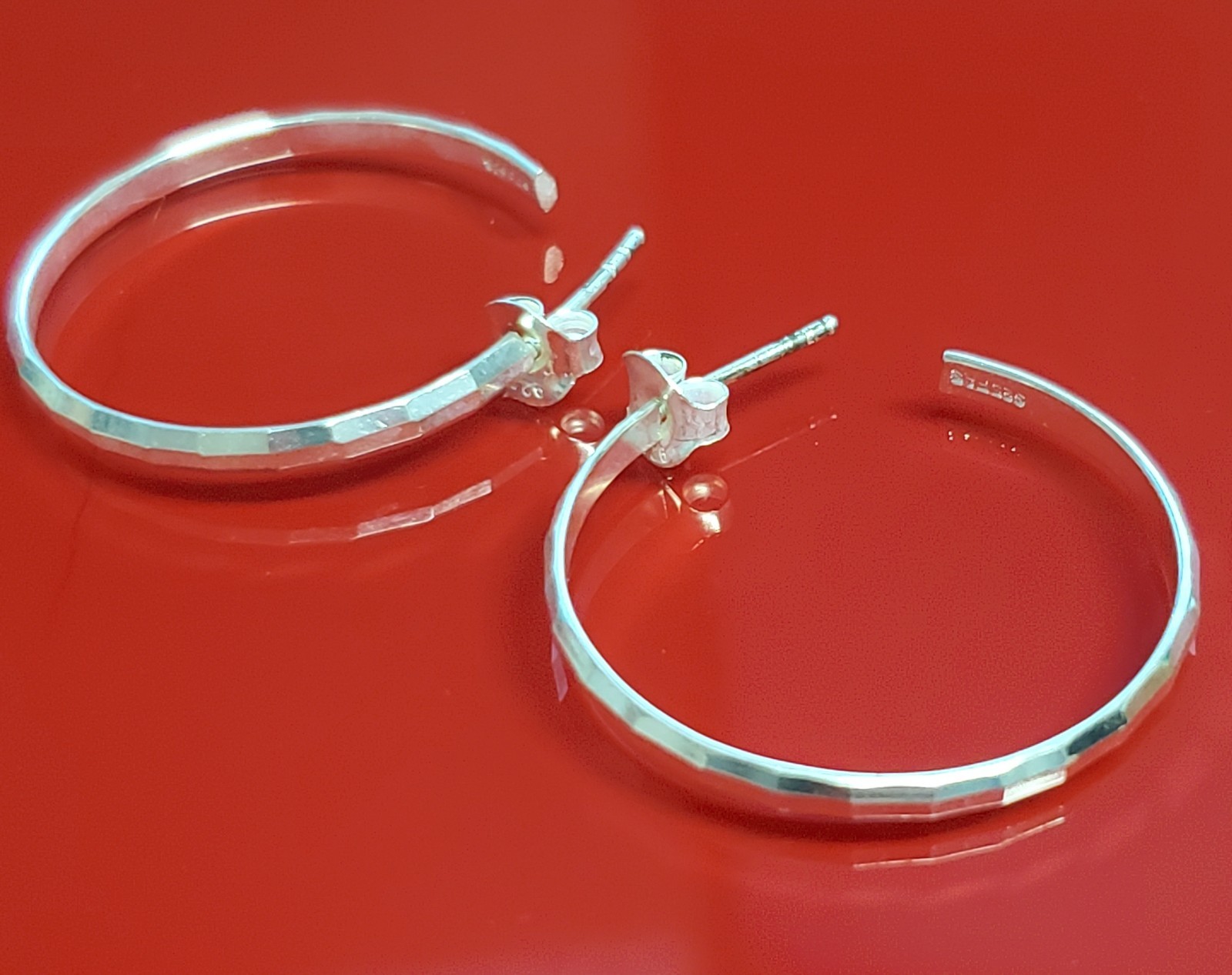 VTG FAS 925 Faceted Hoop Earrings 1.25in Sterling Silver 3g Classic Polished