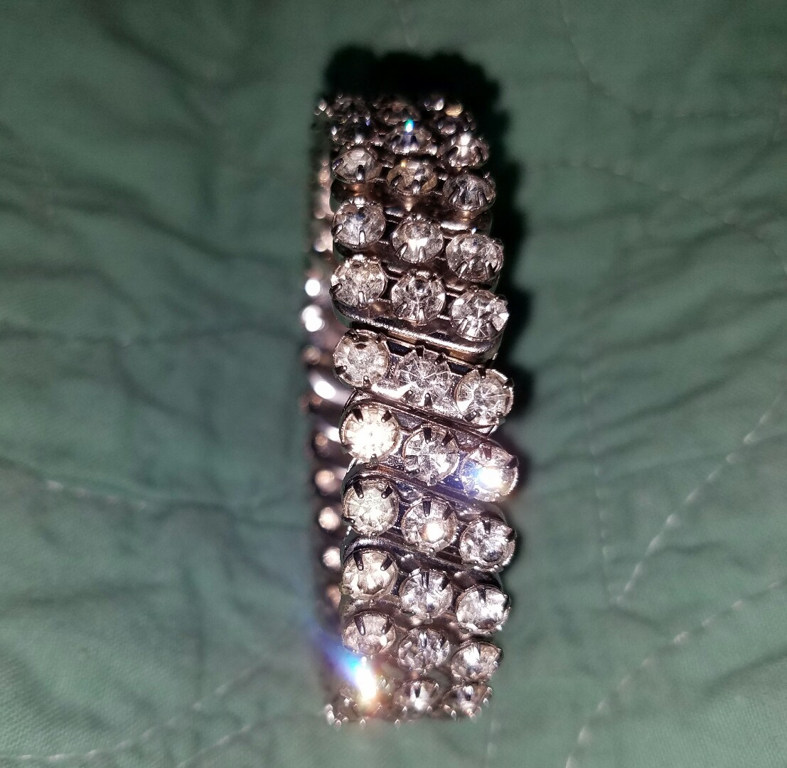 Vintage Prong Set Rhinestone Expanding Bracelet