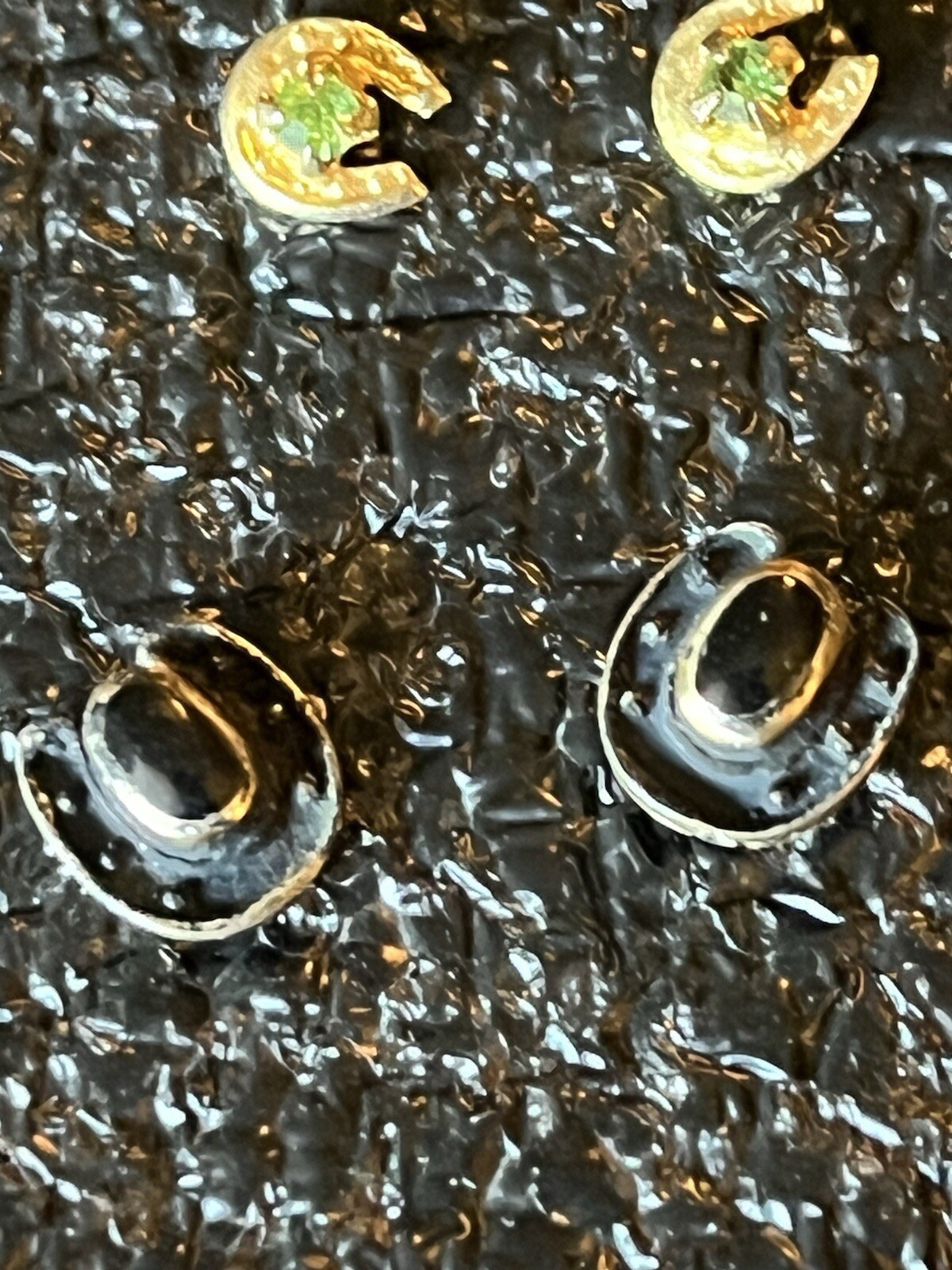 Pierced Earrings. Unknown Metal And Or Stones. Black Stone. Silver Tone Metal