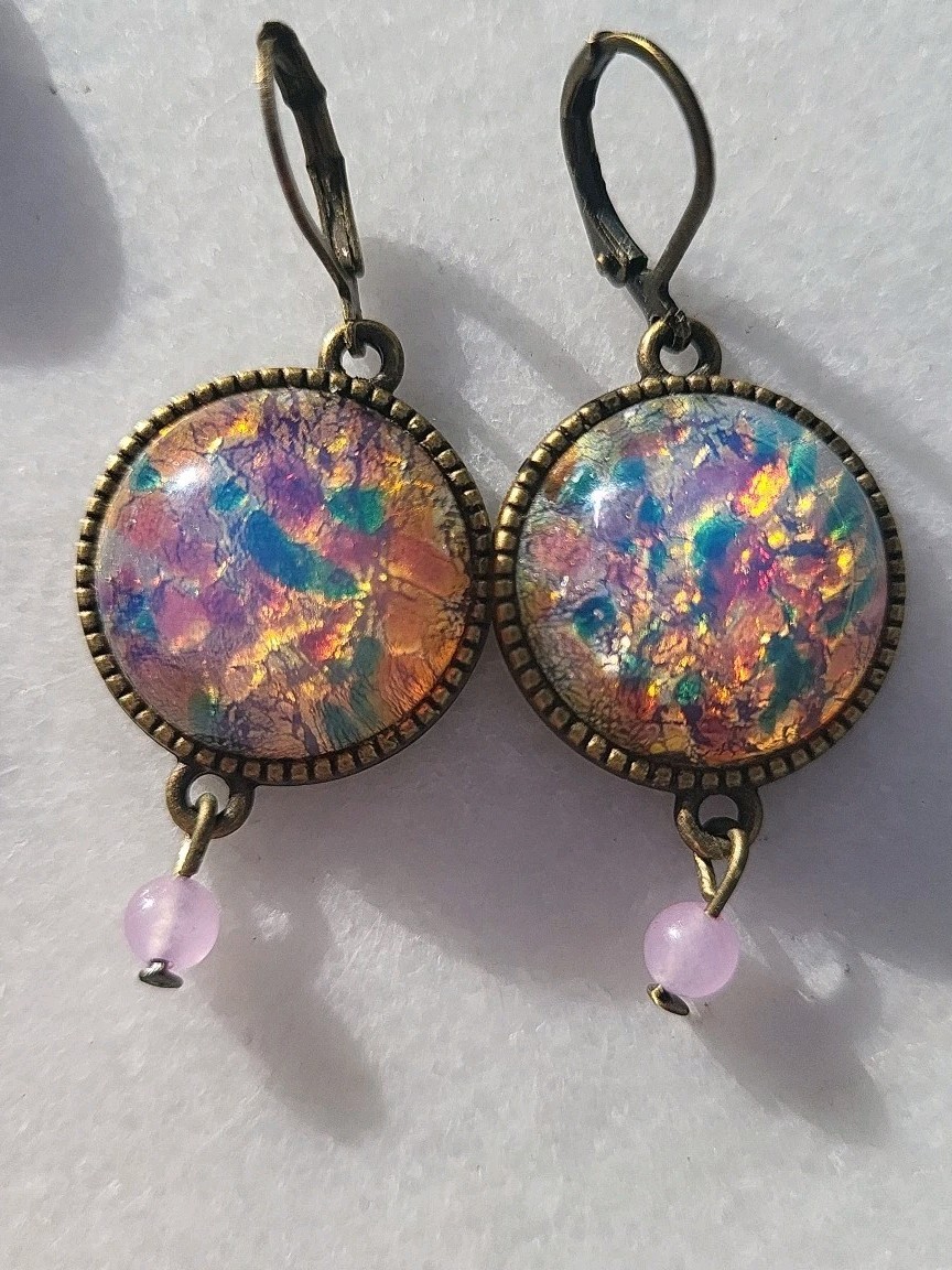 VINTAGE OPAL FOIL MILKY LILAC GLASS CABACHON STATION NECKLACE SET HEAVY ARTISAN