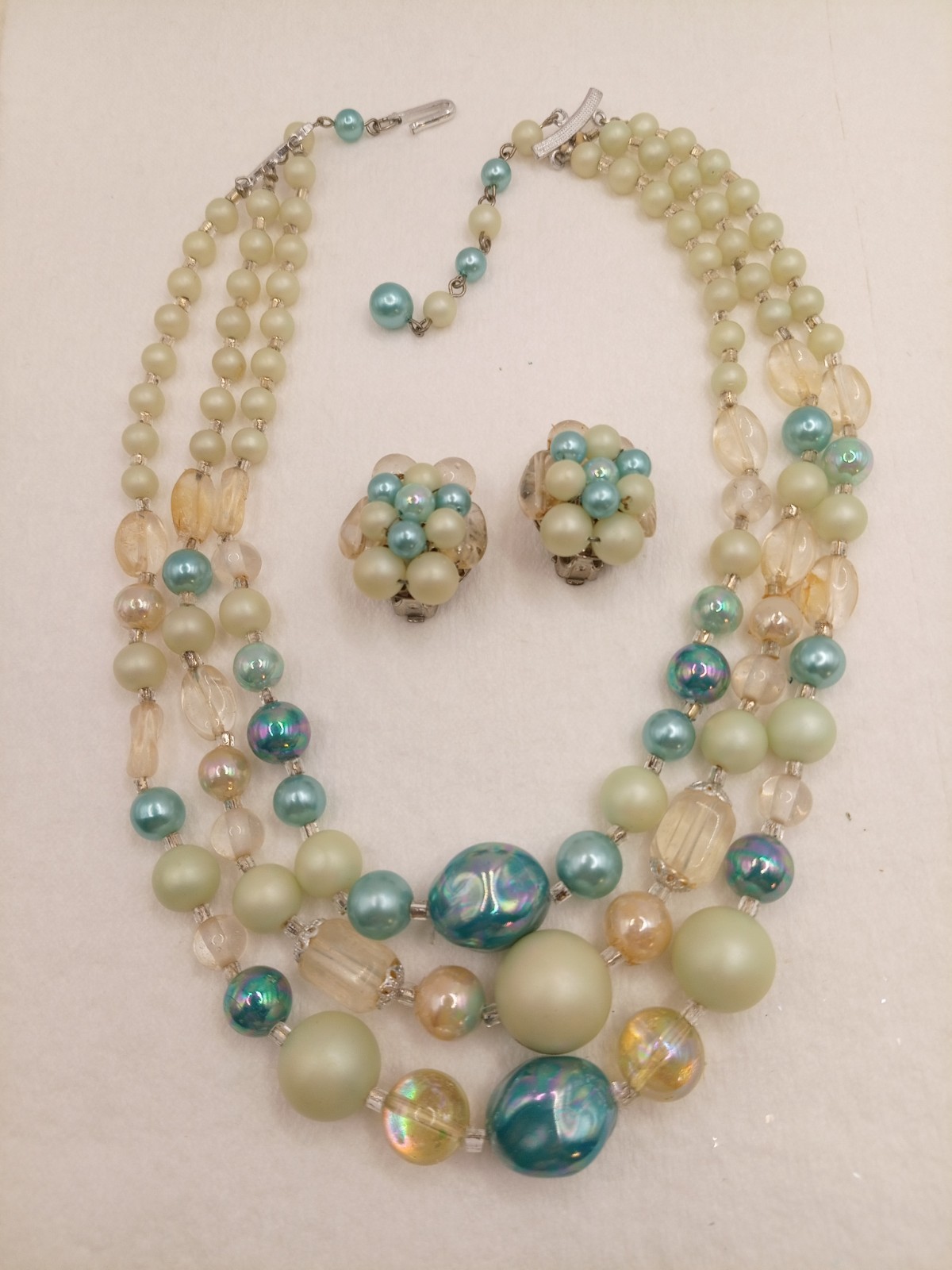 VNTG Japan Shades Of Blue Beaded 3strand Necklace And Matching Clip Earrings