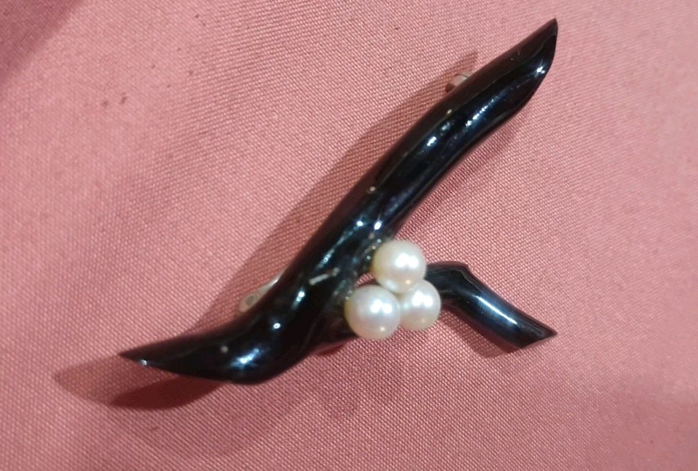 Vintage Hawaiian Black Coral Branch Pearl Pin Brooch, Patmounts,Hawaii 70s