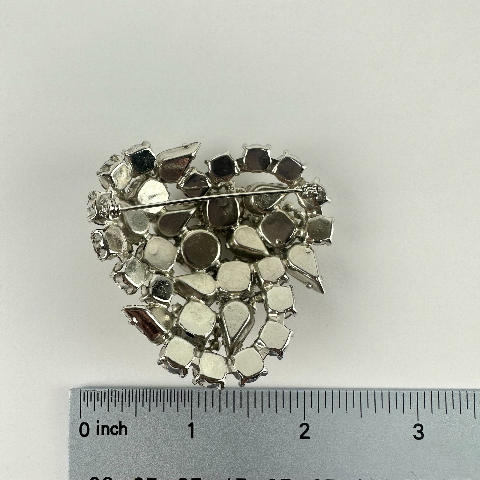 Sparkly Vintage Clear Glass Rhinestone Brooch Silver Tone