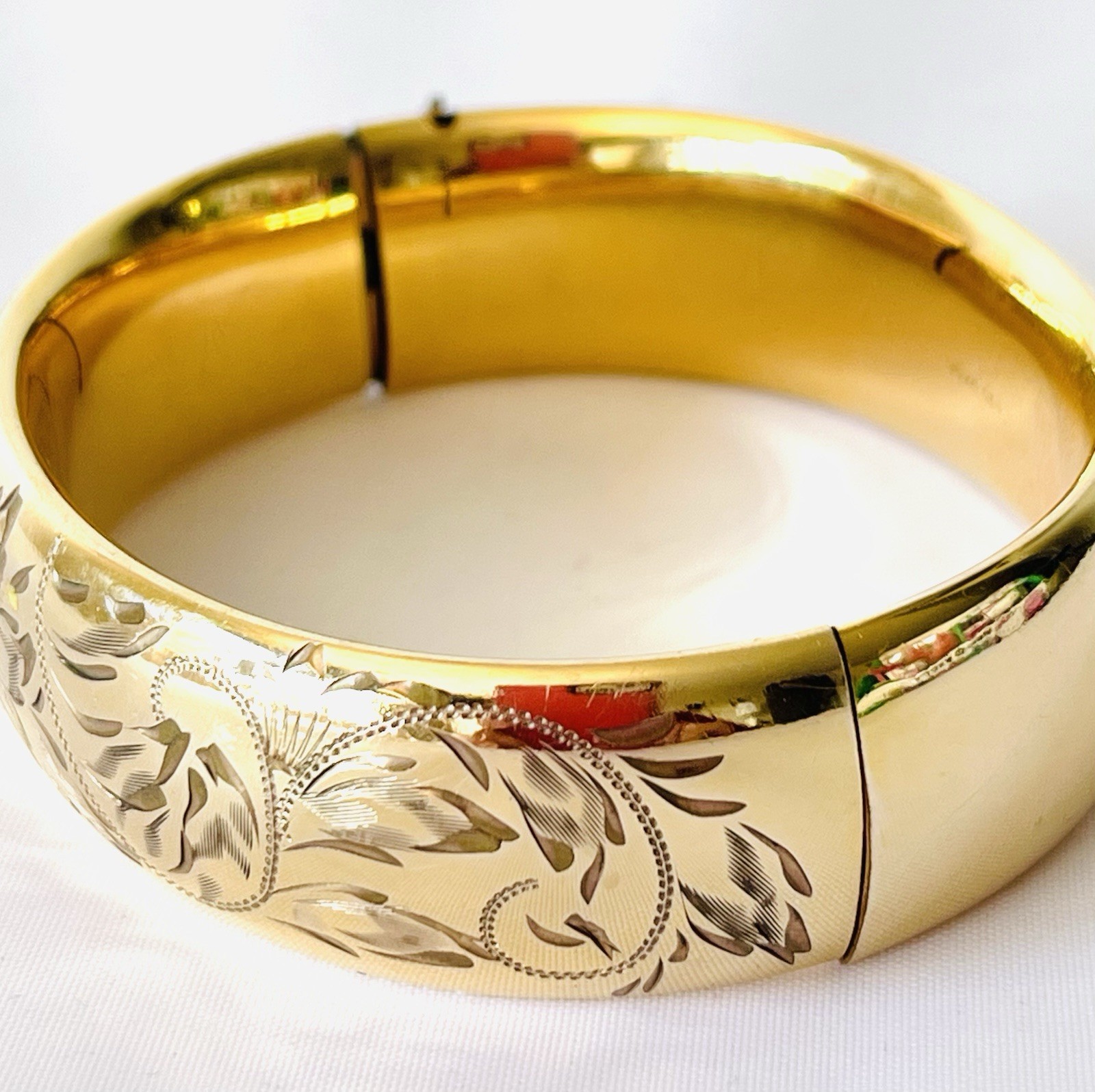 Vintage Gold Filled Etched Hinged Bangle Bracelet Victorian 1/20 12 K Gold