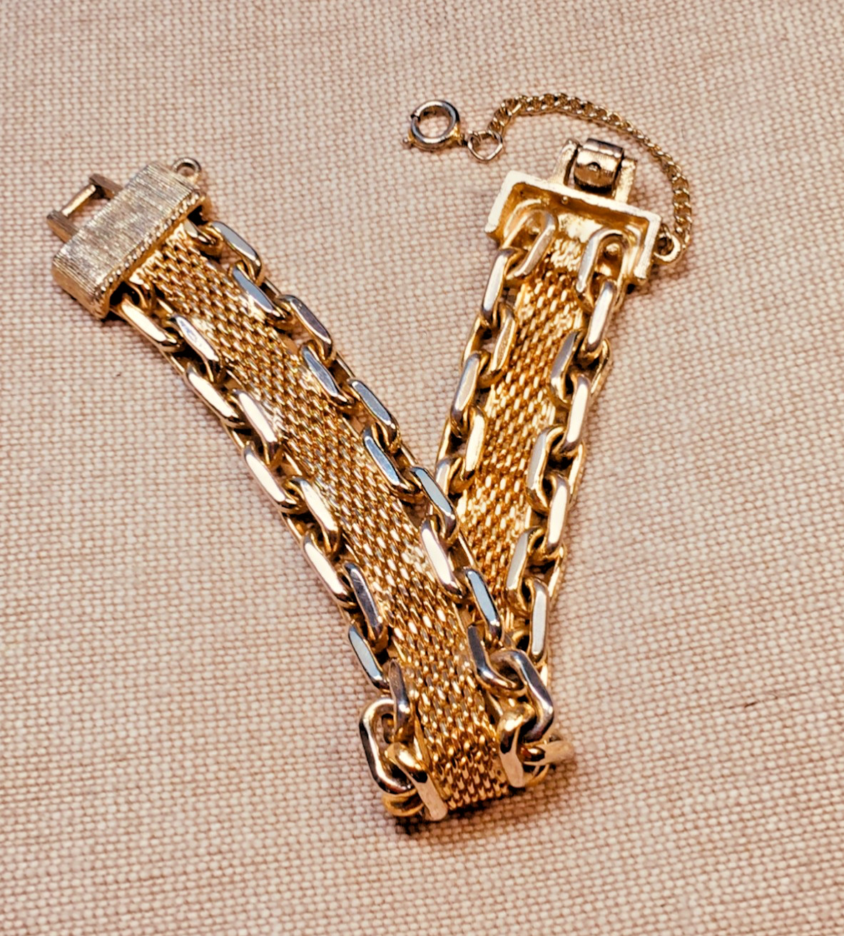 Vintage Gold Tone Mesh & Chain Bracelet with Security Chain 6.75″ Thick