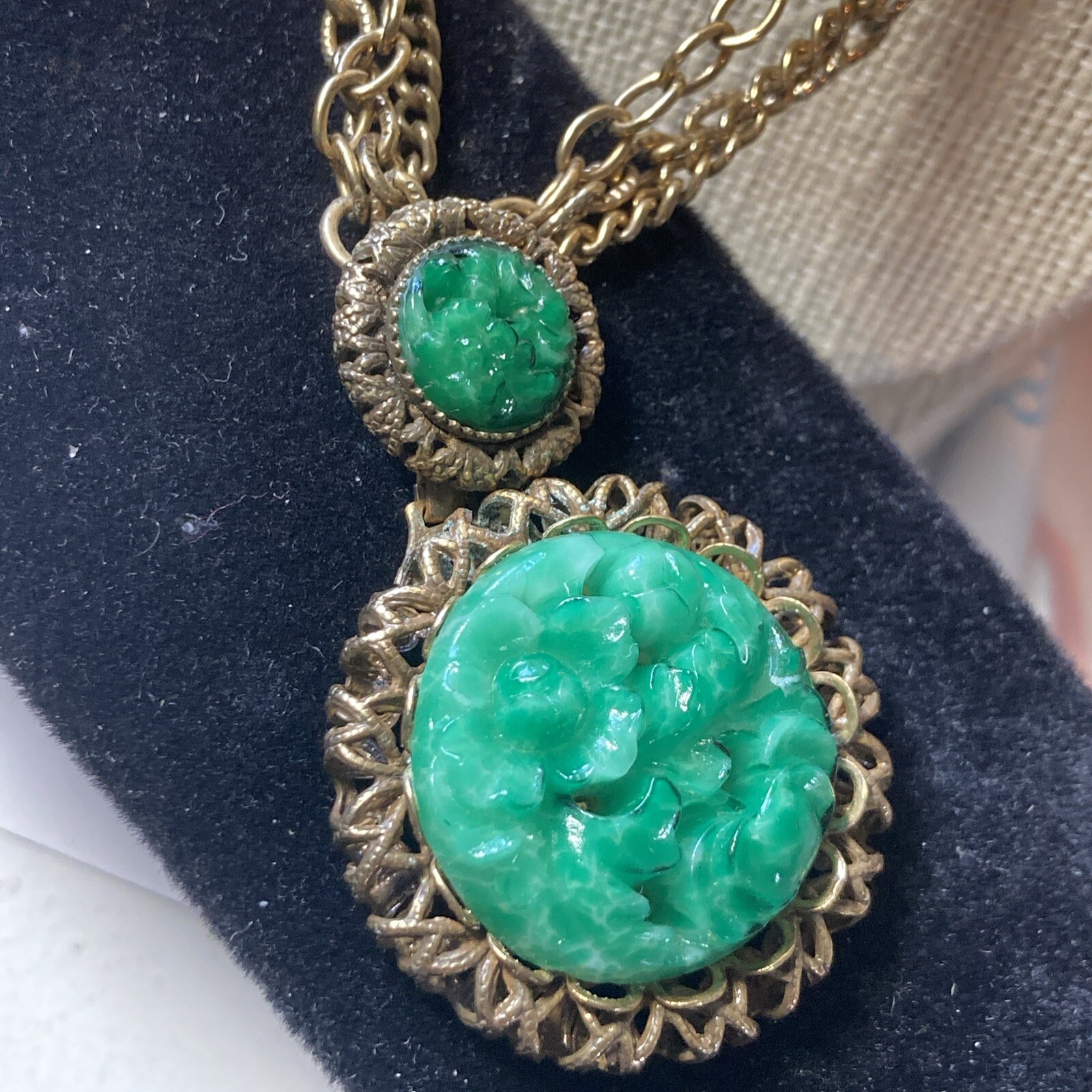 vtgAntq 3 Strand chains Art Deco 2 pendant Faux Jade molded Glass elegant detail