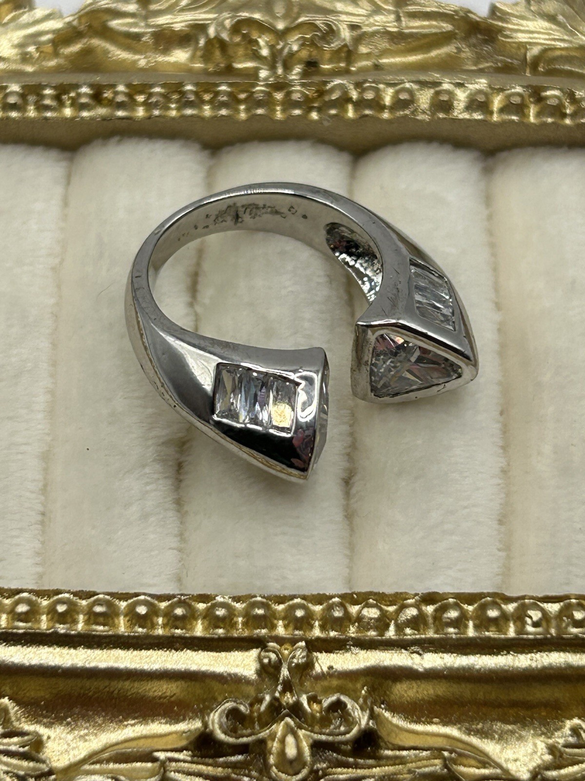 Vintage Silver Tone Open Band Ring Trillion Cut Clear Stones Size 6.5 Modern