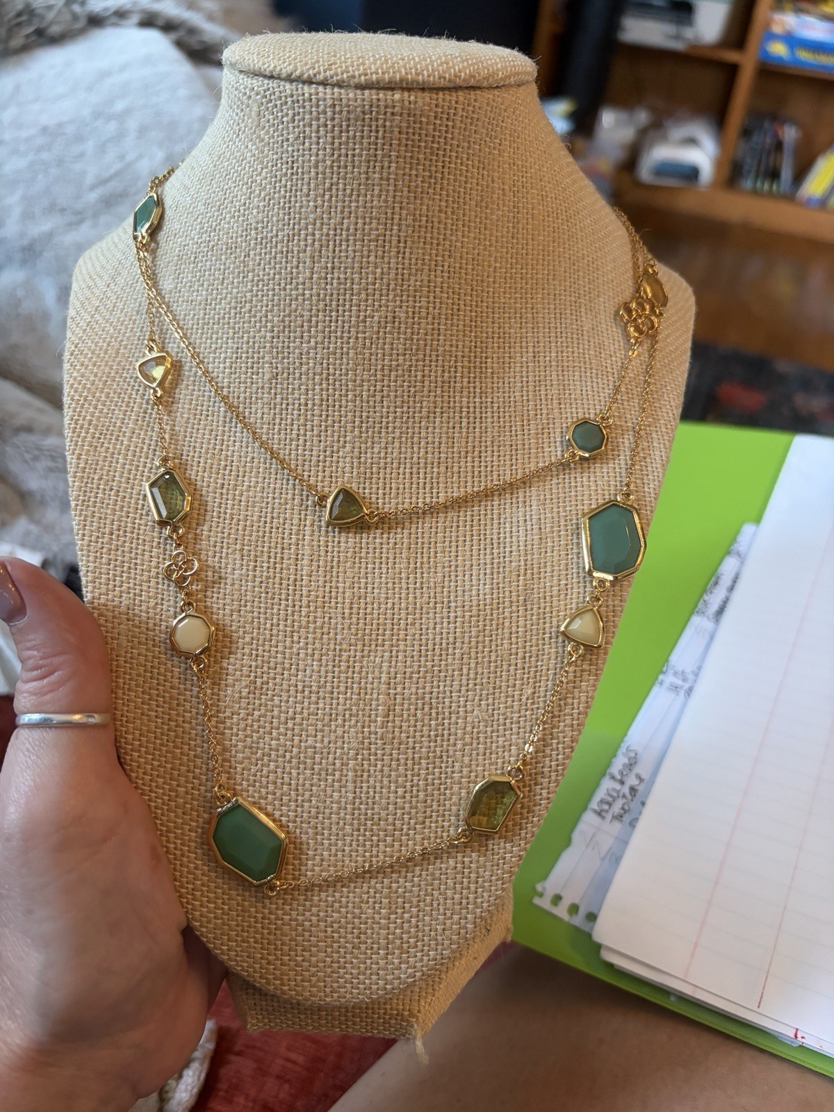 Vintage 32” Gold Tone Stella & Dot Necklace (519)