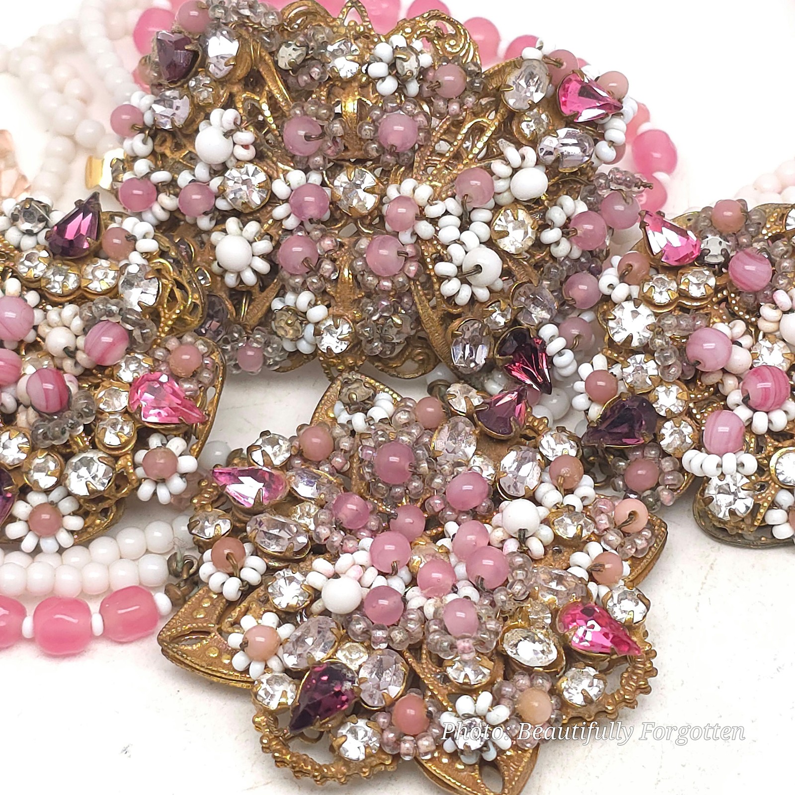 Signed ROBERT 1950s Parure Pink, Purple, White Necklace, Bracelet & Earrings Se
