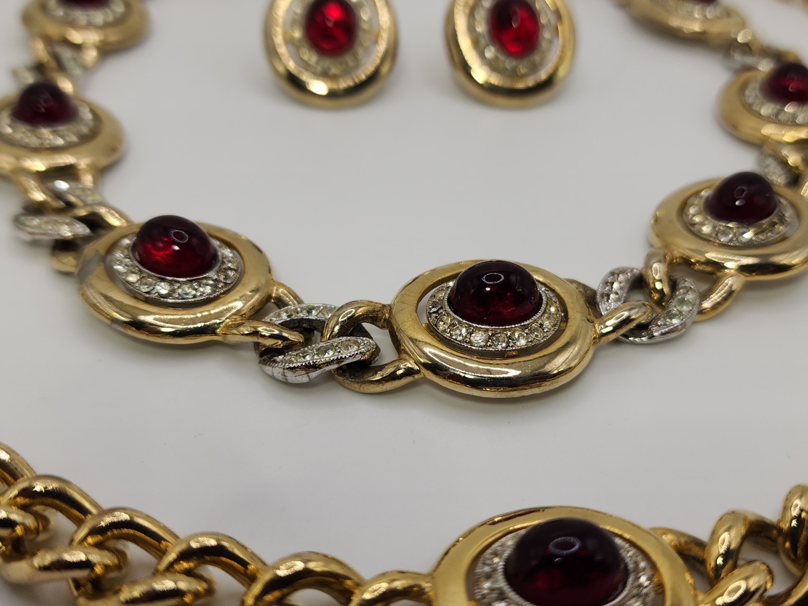 VINTAGE KENNETH LANE RARE 3 PIECE NECKLACE & EARRING SET GOLD RED CABOCHON