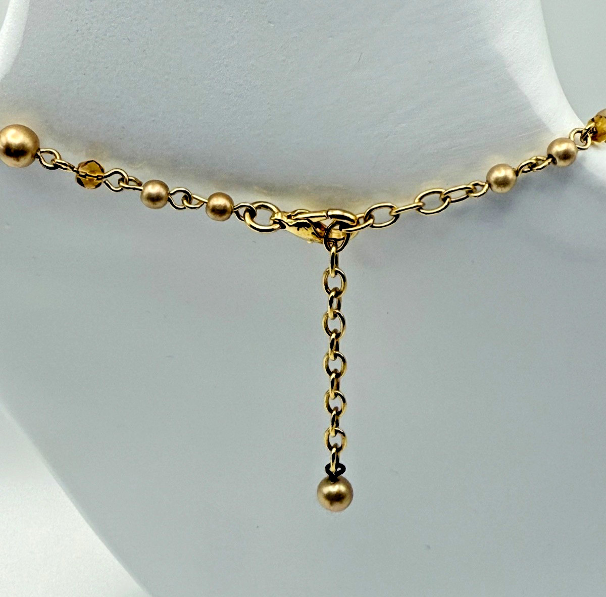 Vintage Layered Faux Pearl Amber Glass Gold Tone Y Necklace Adjustable