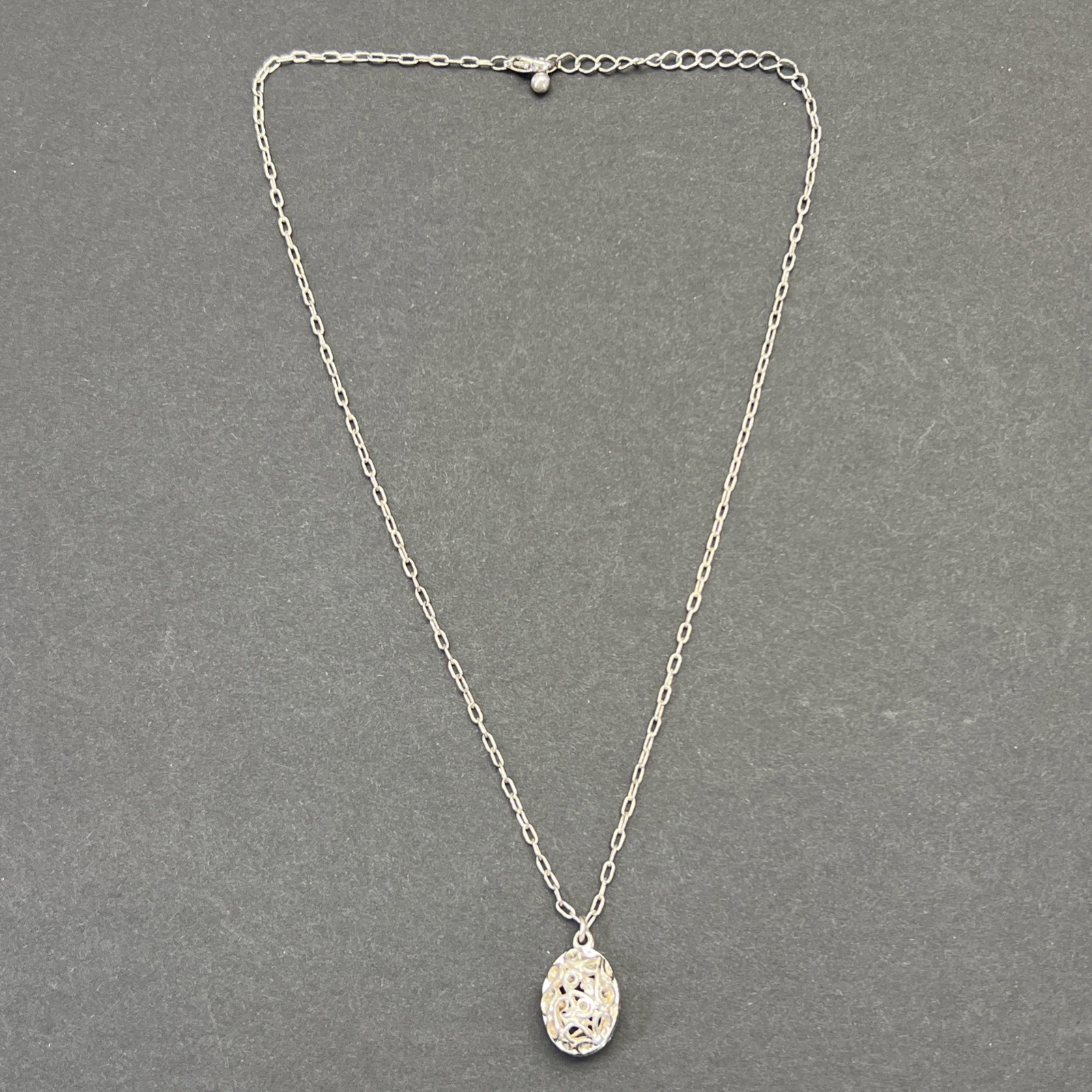 Filigree Round Pendant Locket Chain Necklace Vintage Silver Tone 18” Adjustable
