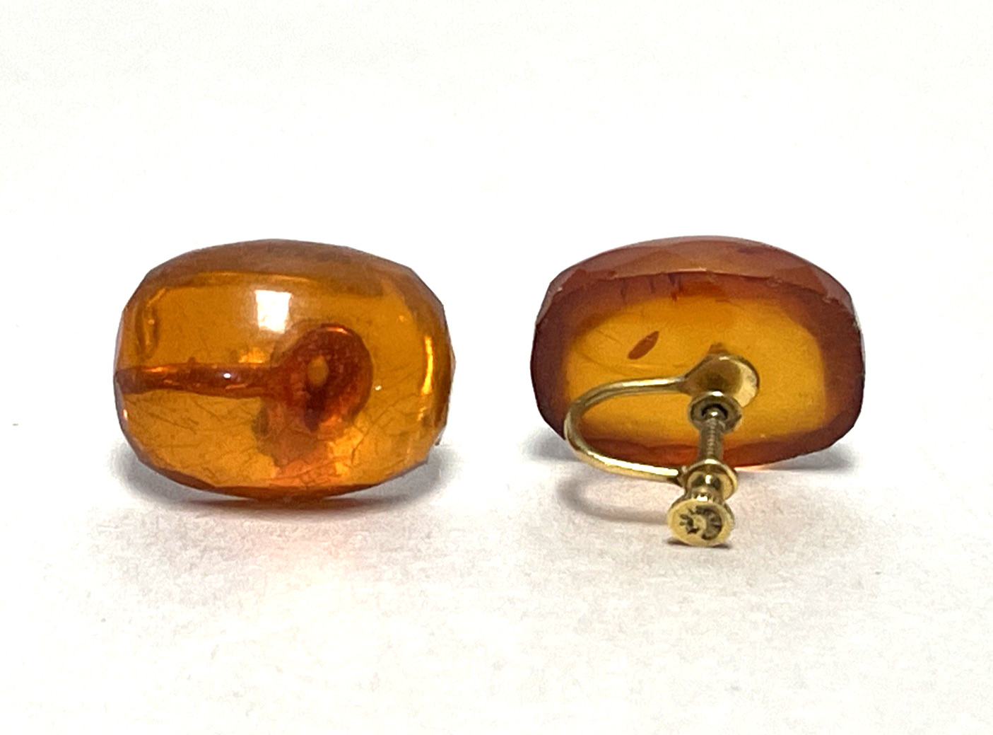 Vintage Signed Gold Filled Baltic Amber Screw Back Earrings Honey Brown 5.23g