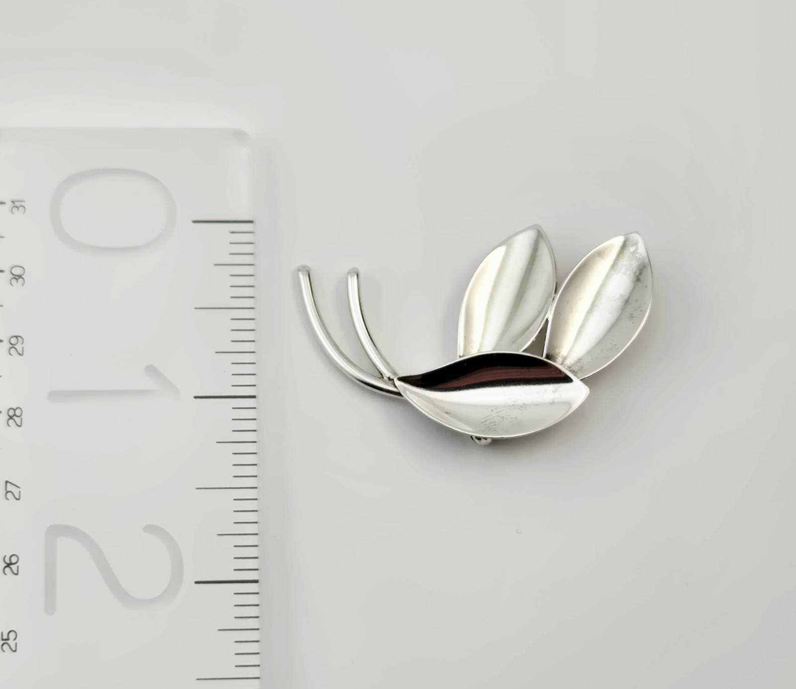 Vintage Aarre Krogh A&K Denmark Sterling Silver Leaf Pin Nature Brooch – 6.8g