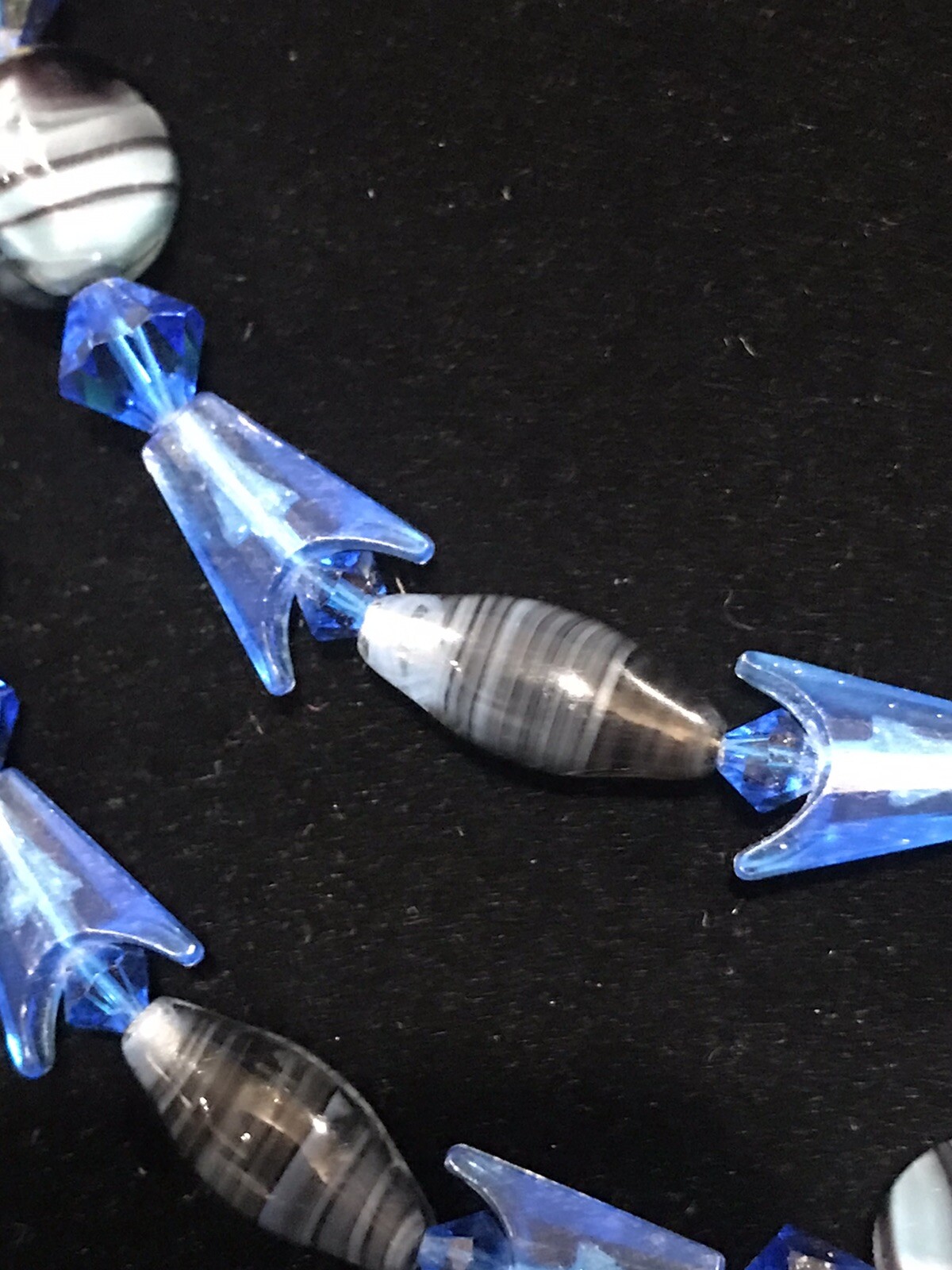 vintage blue glass art and beads necklace and clip on earrings 18”