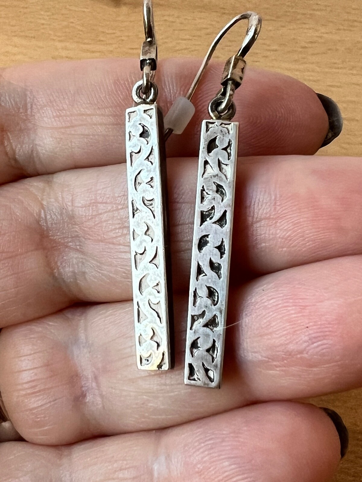 VINTAGE 925 STERLING SLVER MODERNIST ORNATE ETCHED BAR LONG DANGLE DROP EARRINGS