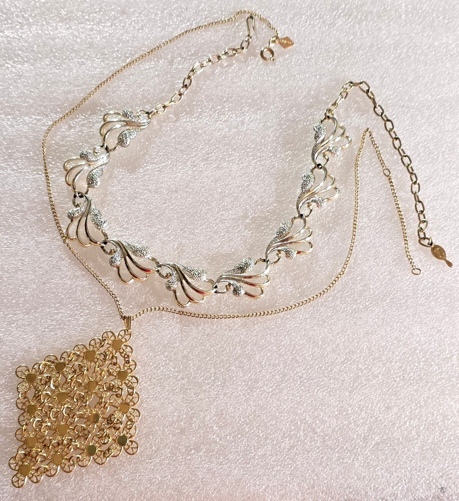 Vintage signed Sarah Cov 2 Tone Link & Articulated Pendant Necklace Jewelry Lot