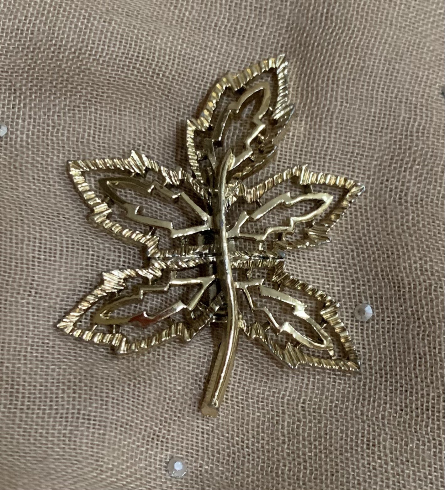 Vintage, Gold-tone, GERRYS Maple leaf Brooch. Approximately 2”x1.5”.