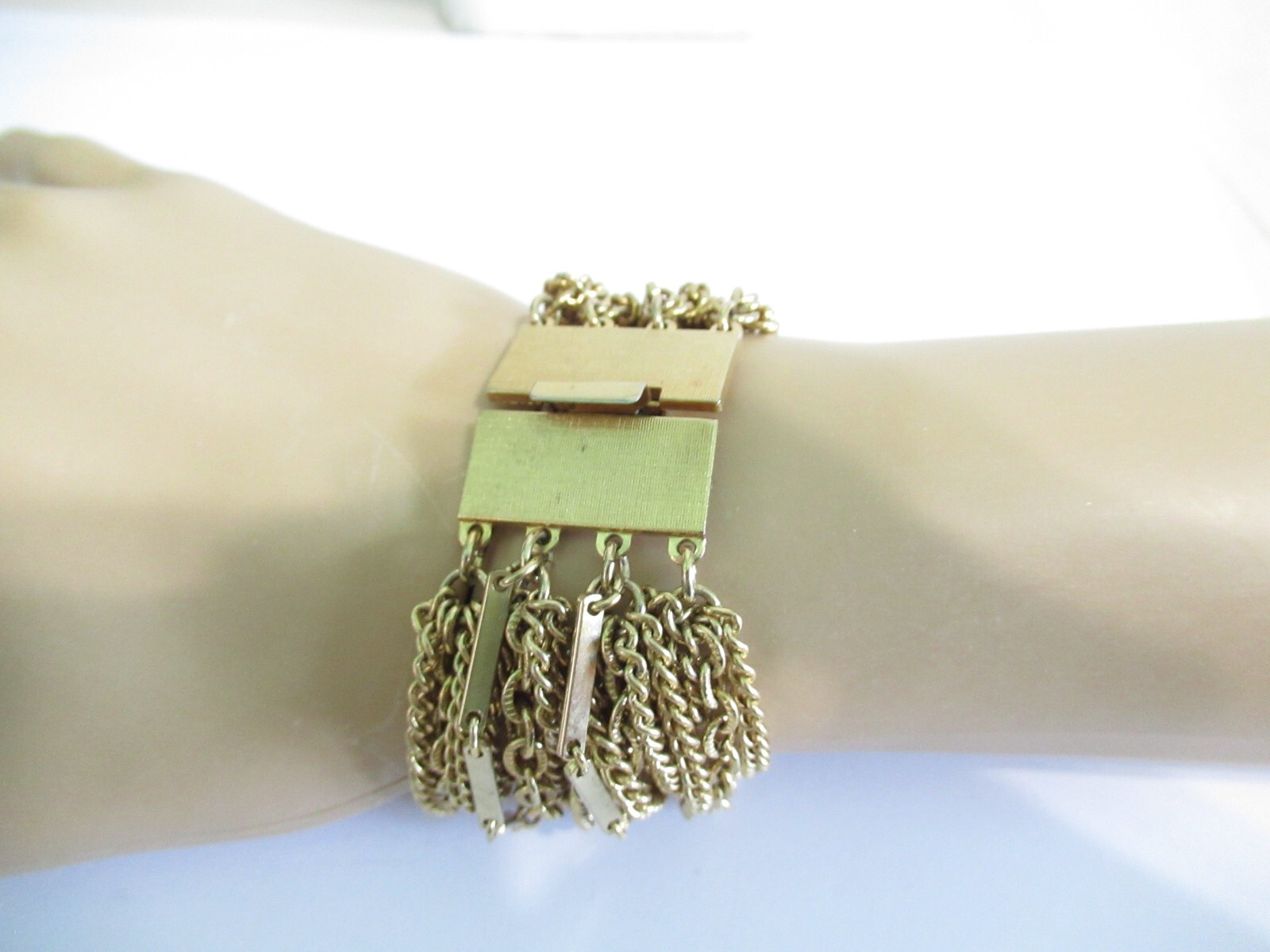 MULTI-STRAND VINTAGE BRACELET 22 CHAINS 3 DIFFERENT STYLES MID CENTURY