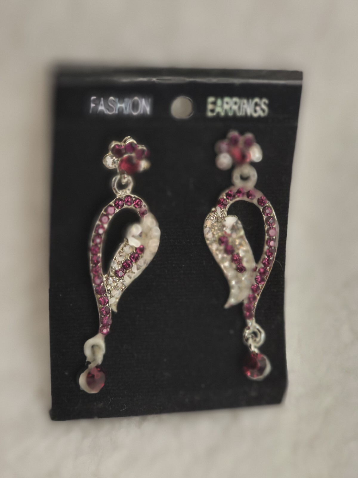 PYROPE GARNET vintage elegance. Shimmering earrings!
