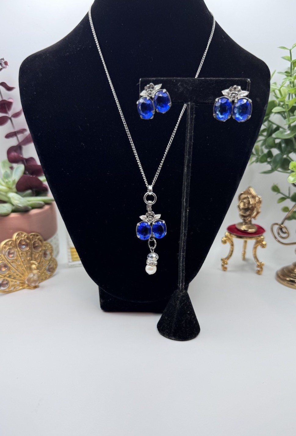 Vintage Circa 1920s Art Deco Necklace & Earrings Set Blue Glass Pearl Floral