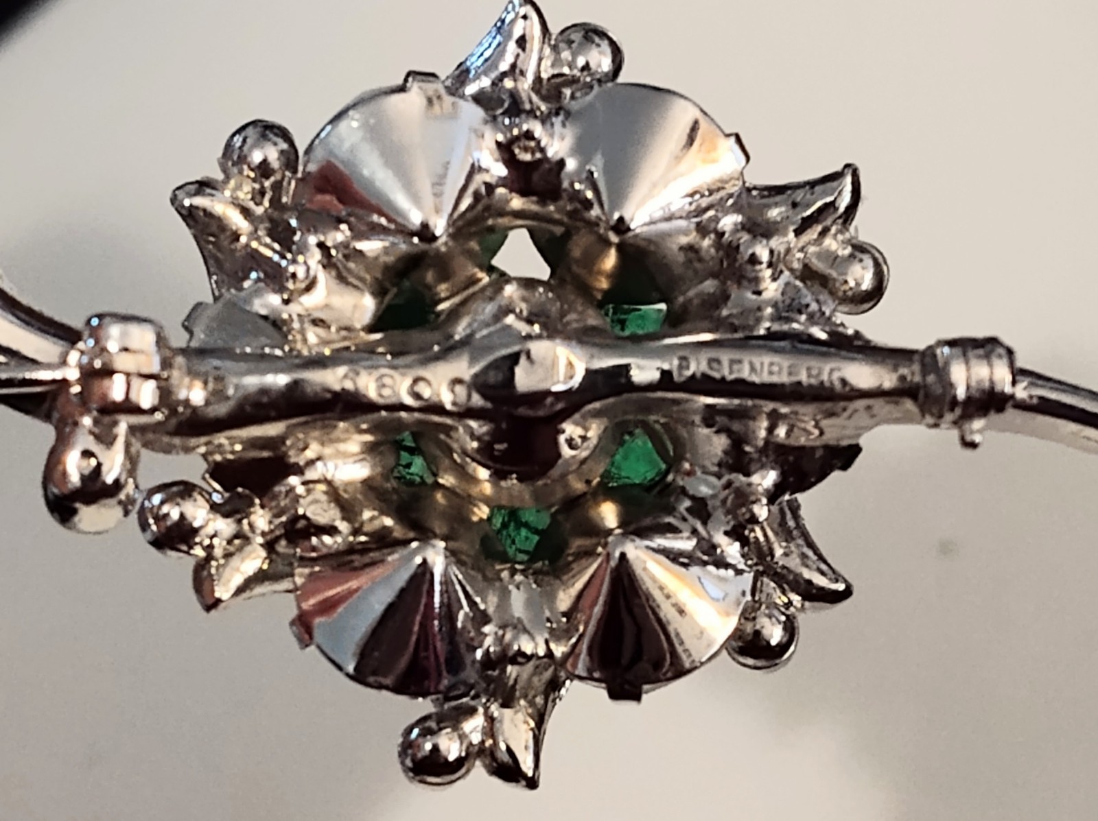 Vintage Stunning Eisenberg Ice Clear & Emerald Green Crystal Bouquet Brooch 6808