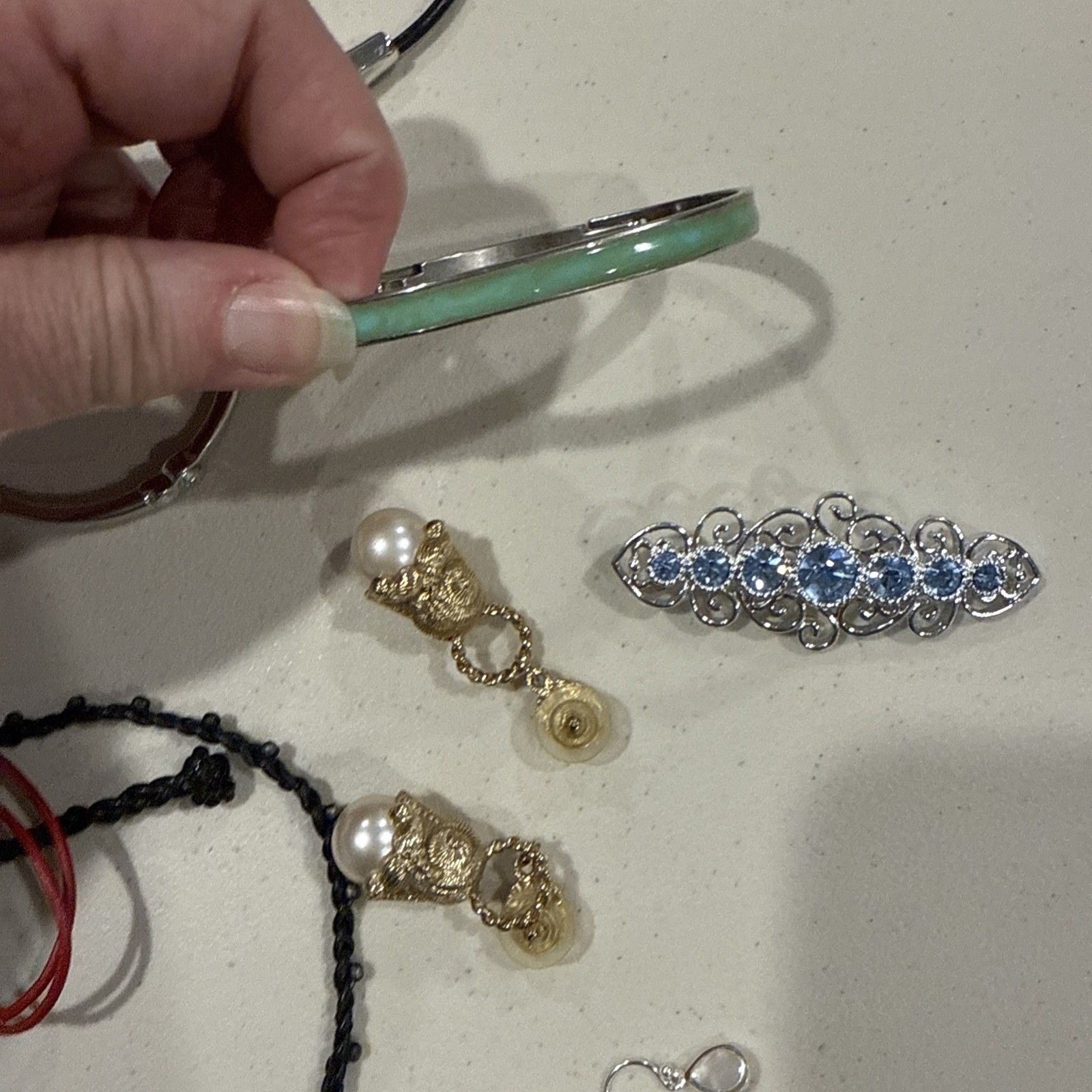 Vintage To Modern FASHION JEWELRY Lot All Wearable!! 14 Pieces