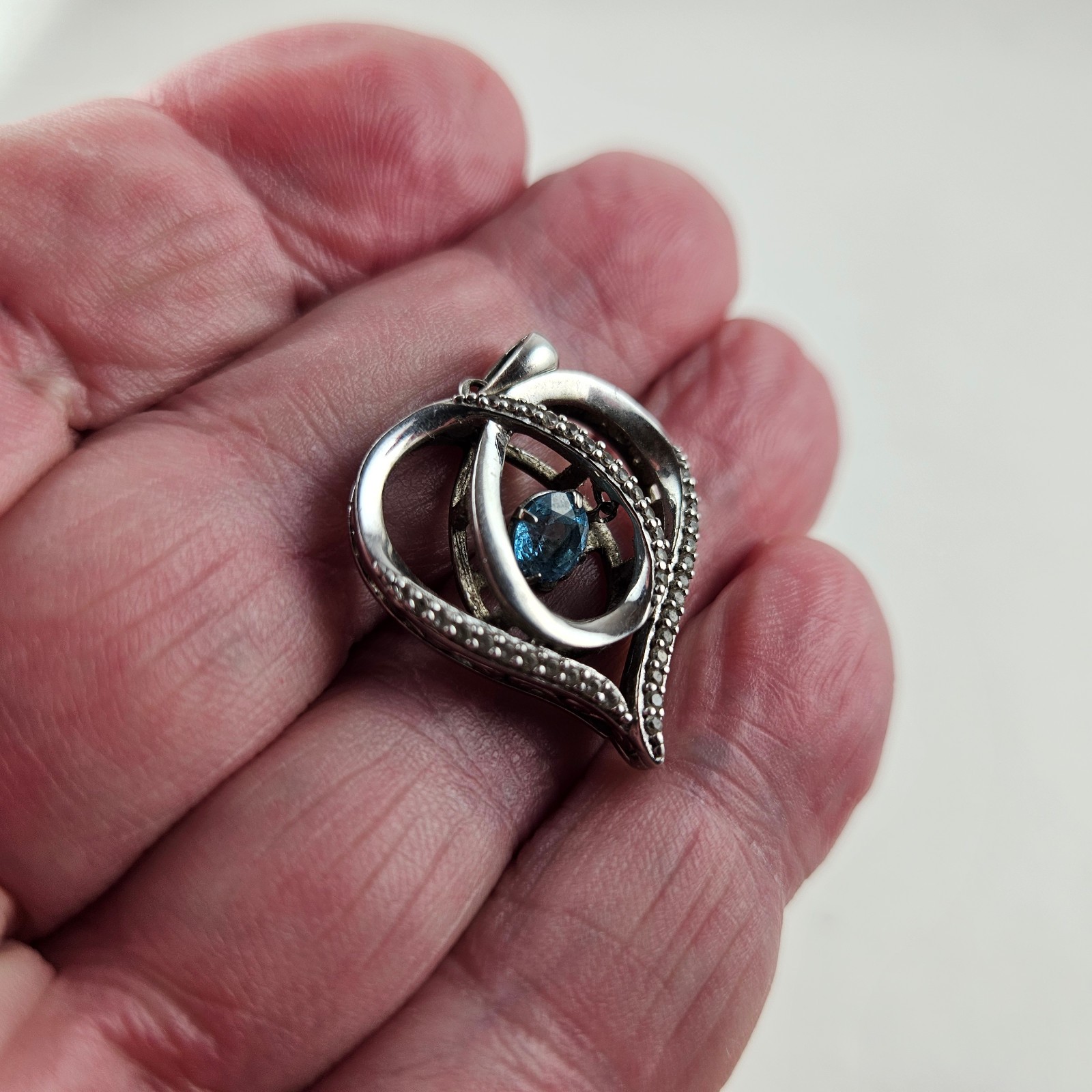 Sterling Silver Heart Pendant with Blue Topaz & White Sapphire 4.3g [8768]