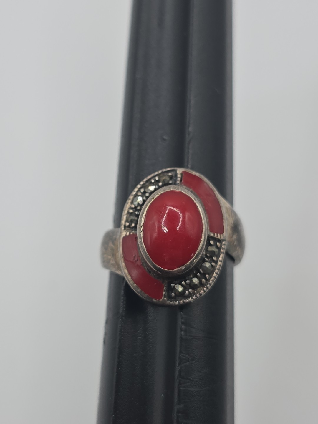 Vintage Sterling Silver 925 Oval Marcasite Red Coral Ring Size 6