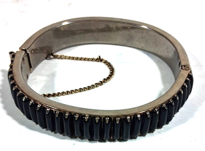 Vintage Black Baguette Onyx Silvertone Hinged Clasp Bracelet w/Safety Chain