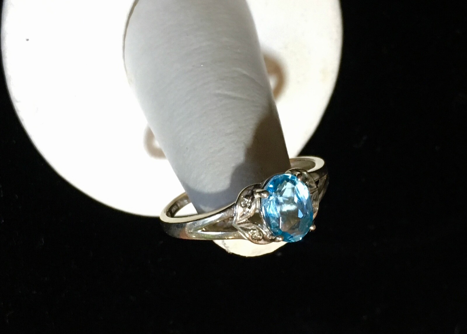 VINTAGE 10K WHITE GOLD BLUE TOPAZ & DIAMOND RING ESTATE FIND SIZE 9.75
