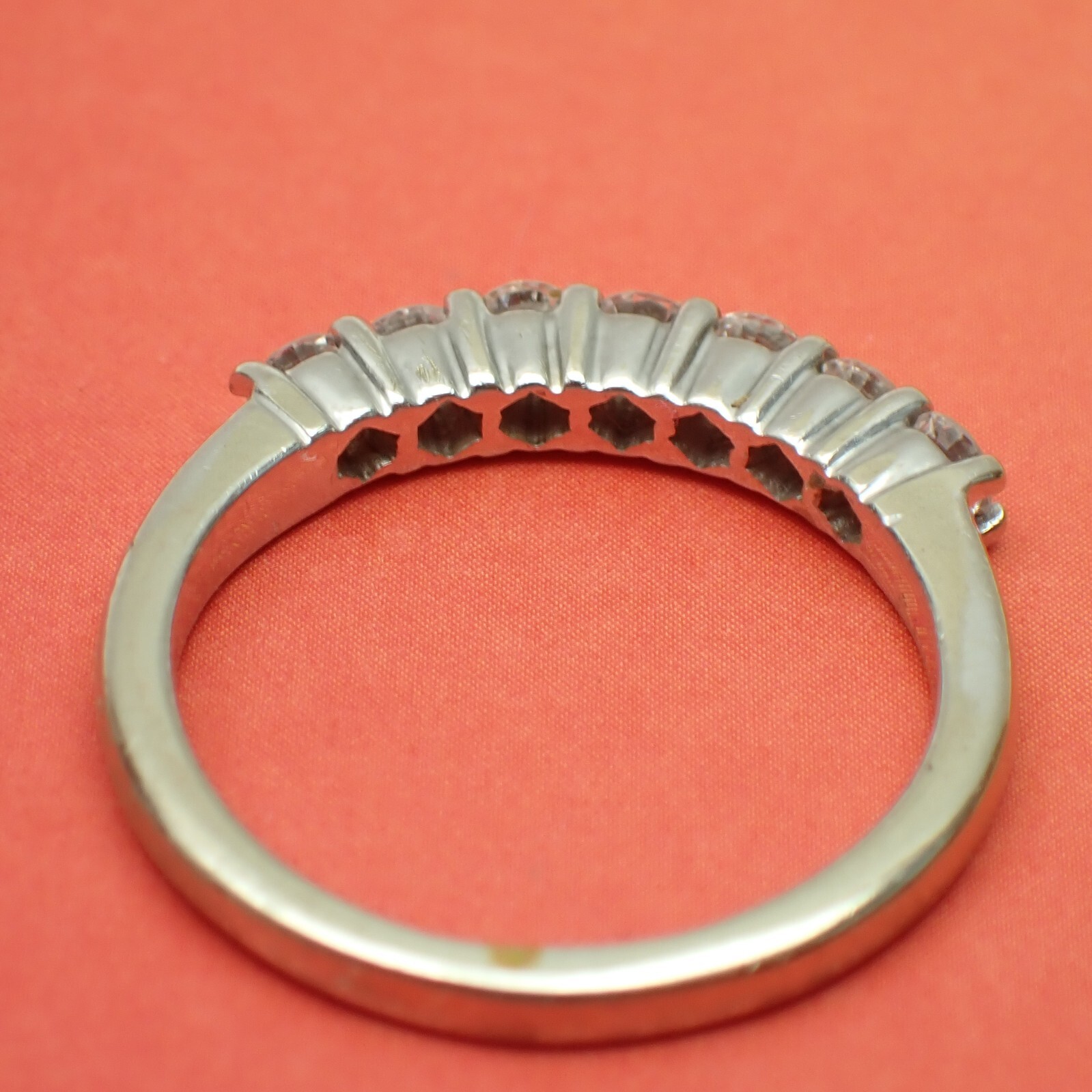 7 Diamond Wedding Band 14K White Gold Ring 0.35ct Full Cut Stones Size 5 2.5g