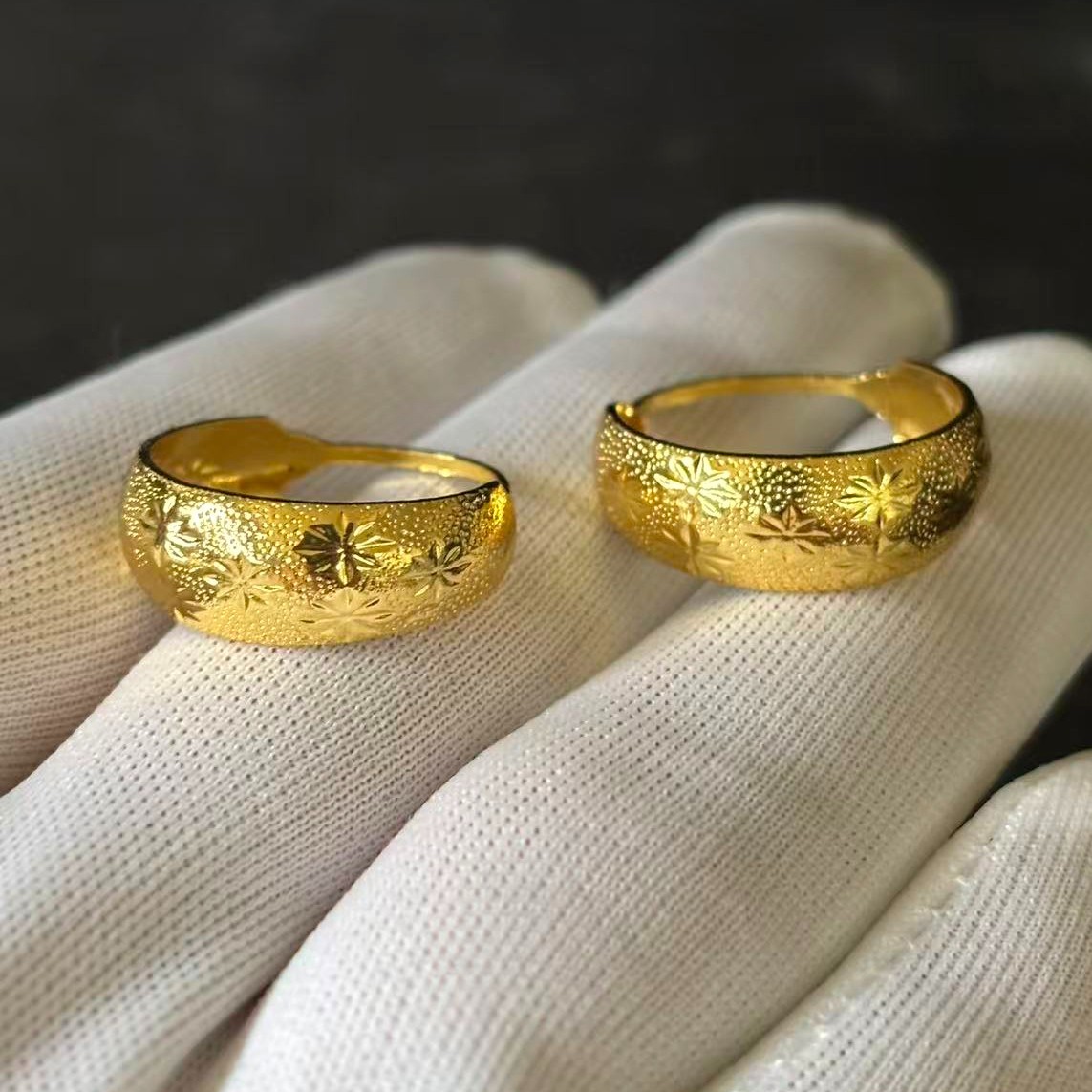 Vintage Floral Gold-plated (NOT SURE) Gold Tone Huggie Hoop Earrings, No Mark