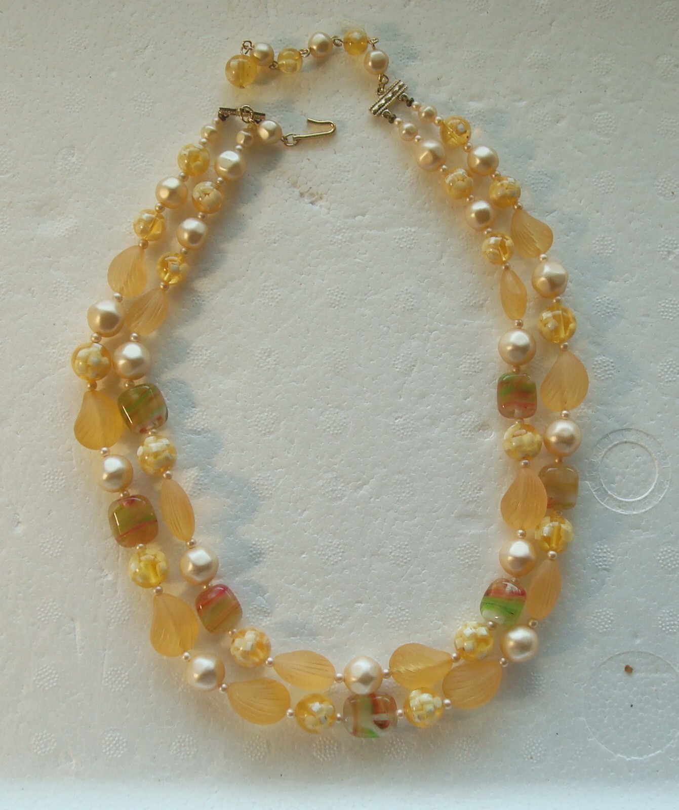 2 STRAND CHOKER NECKLACE, ACRYLIC ART GLASS, VASOLINE GLASS, 18″ LONG, JAPAN