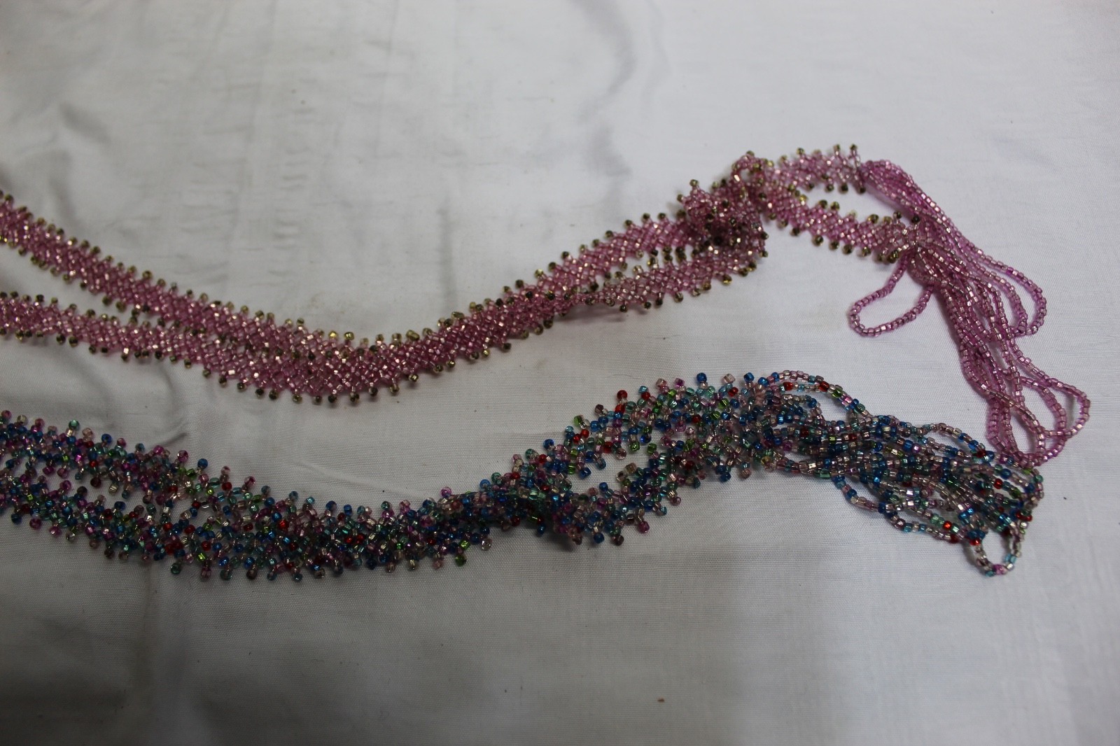 VINTAGE HANDMADE Seed Bead LONG 70’S 40″ L W Neckace