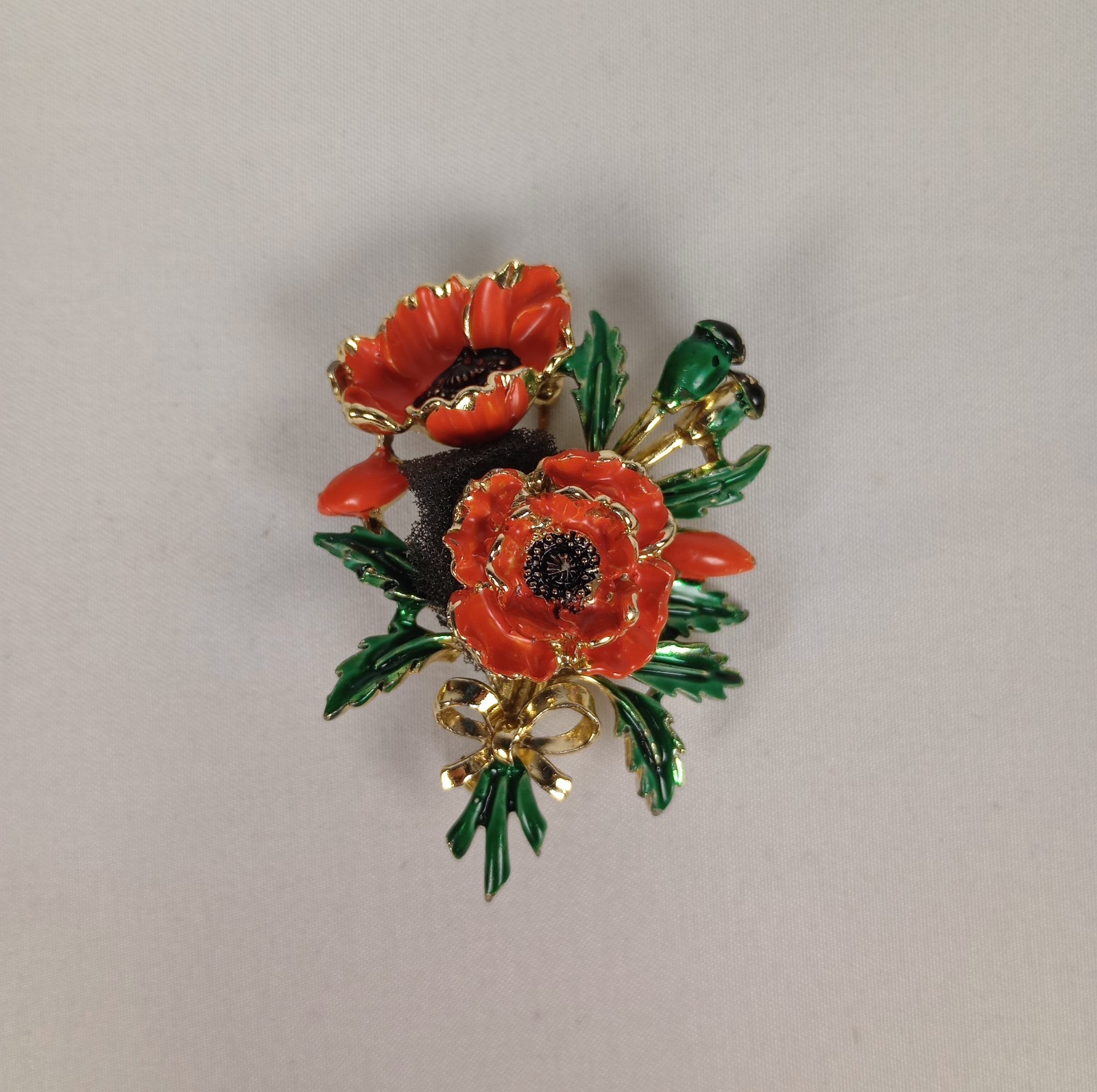 Vintage Exquisite Enamel Poppy Flower Brooch Red Orange Green Gold Tone 2″