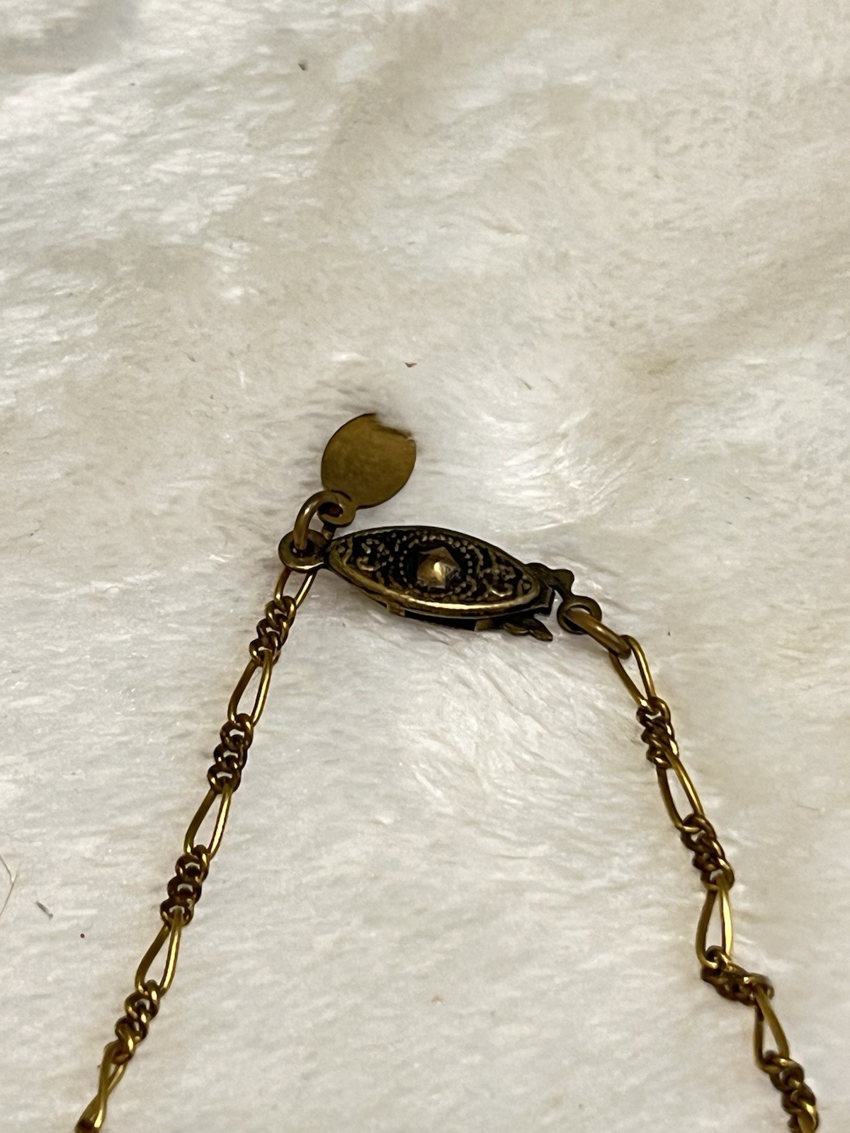 VTG GLASS WORKS STUDIO 19 Charms 29″ Long Bronze Necklace Hearts Lie Detector