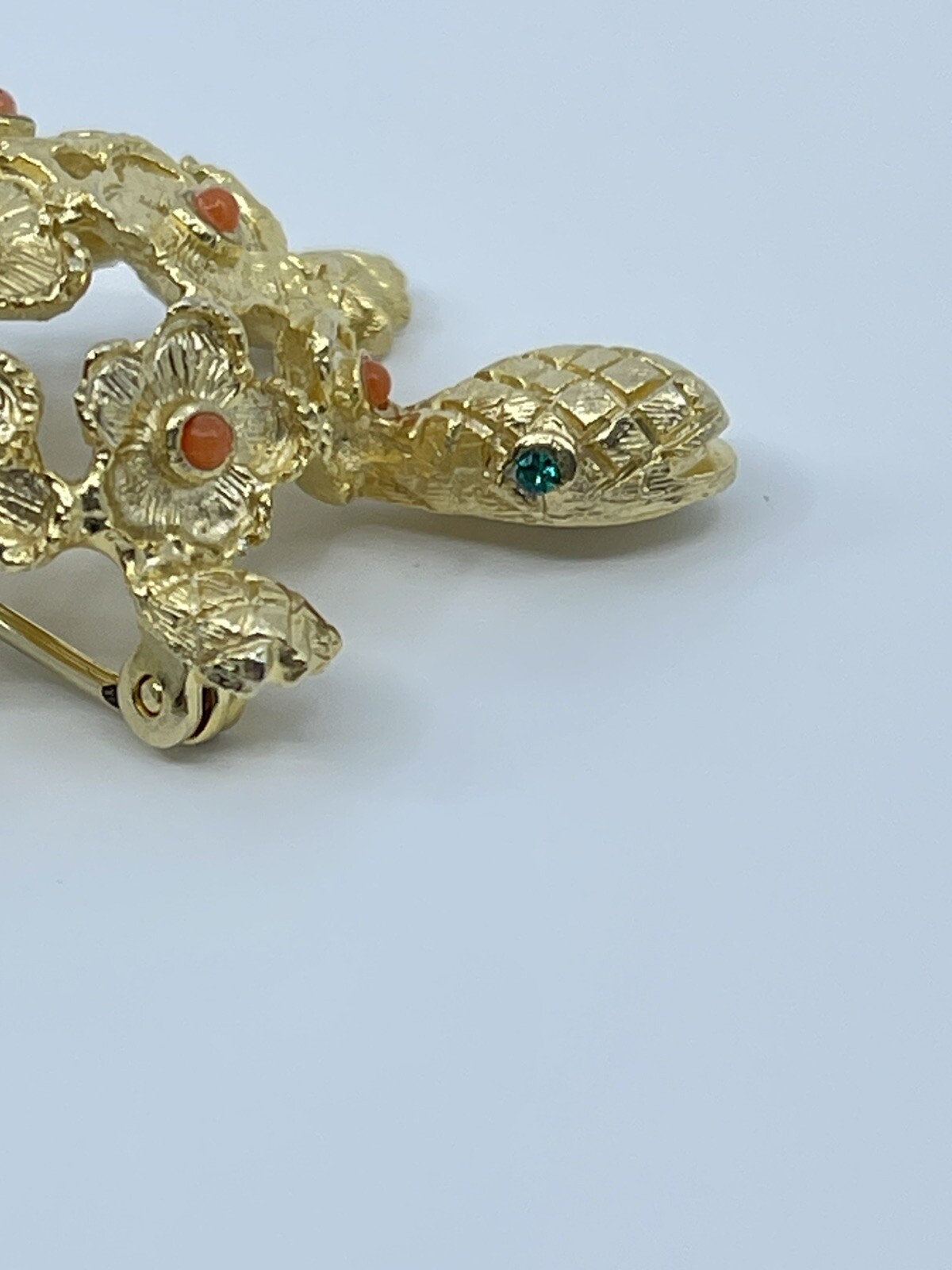 Vintage Brooch Pin De Nicola turtle faux coral and green rhinestone 1-3/4″
