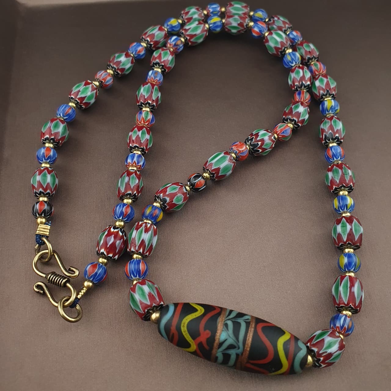 Vintage Venetian Style Multicolor Chevron Glass Beaded Necklace | 24in 8.7–39mm