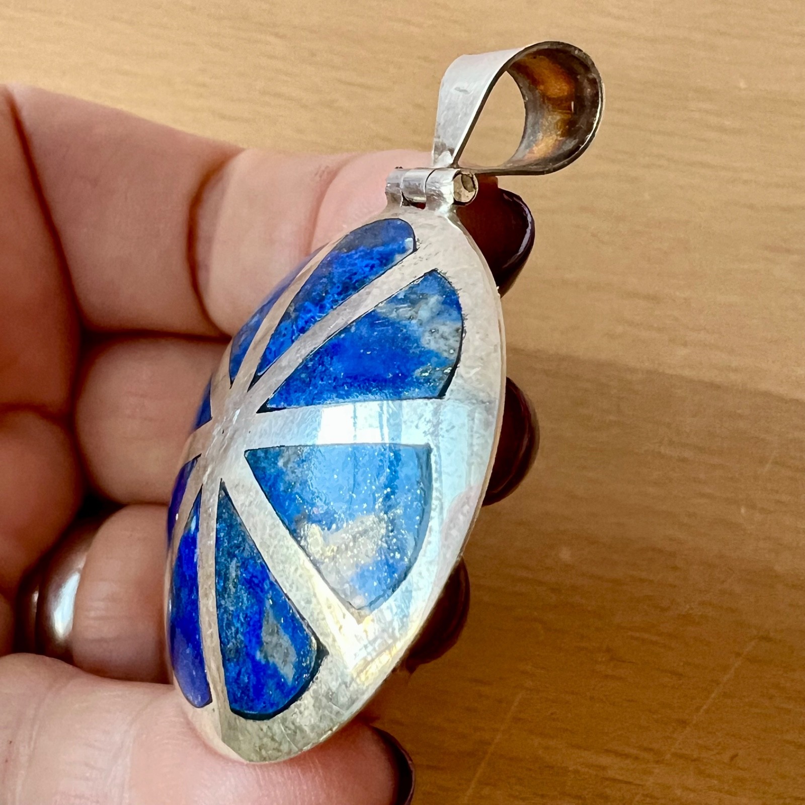 VINTAGE LARGE 980 FINE STERLING SILVER OVERSIZED LAPIS INLAID STATEMENT PENDANT