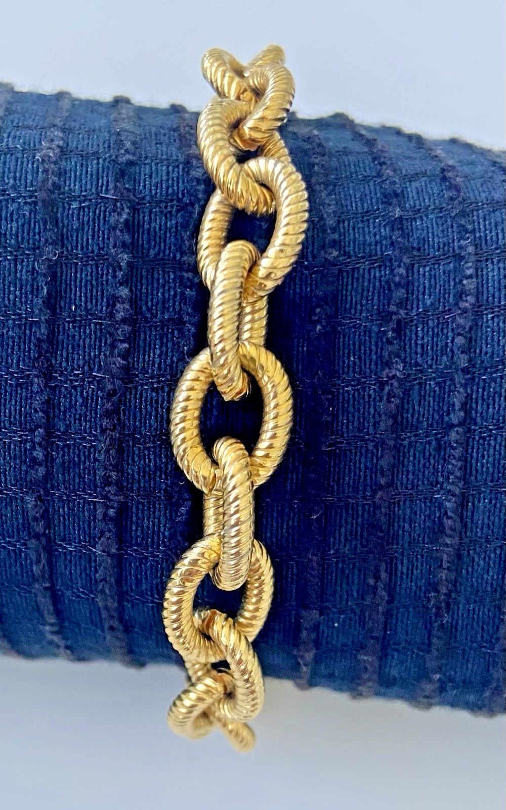 Vintage Joan’s Collectibles Gold Tone Textured Cable Link Bracelet – 8.25″ Long
