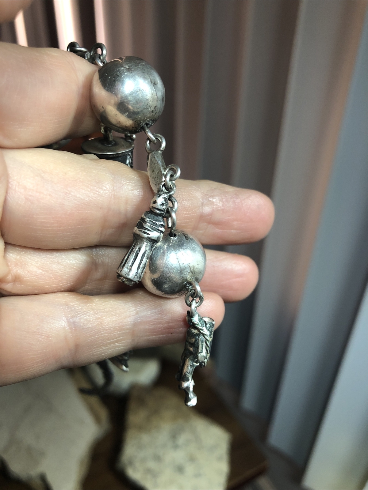 Vintage GUATEMALA Silver 900 Many Figural Dangle Charm Ball Link bracelet 7 1/2″